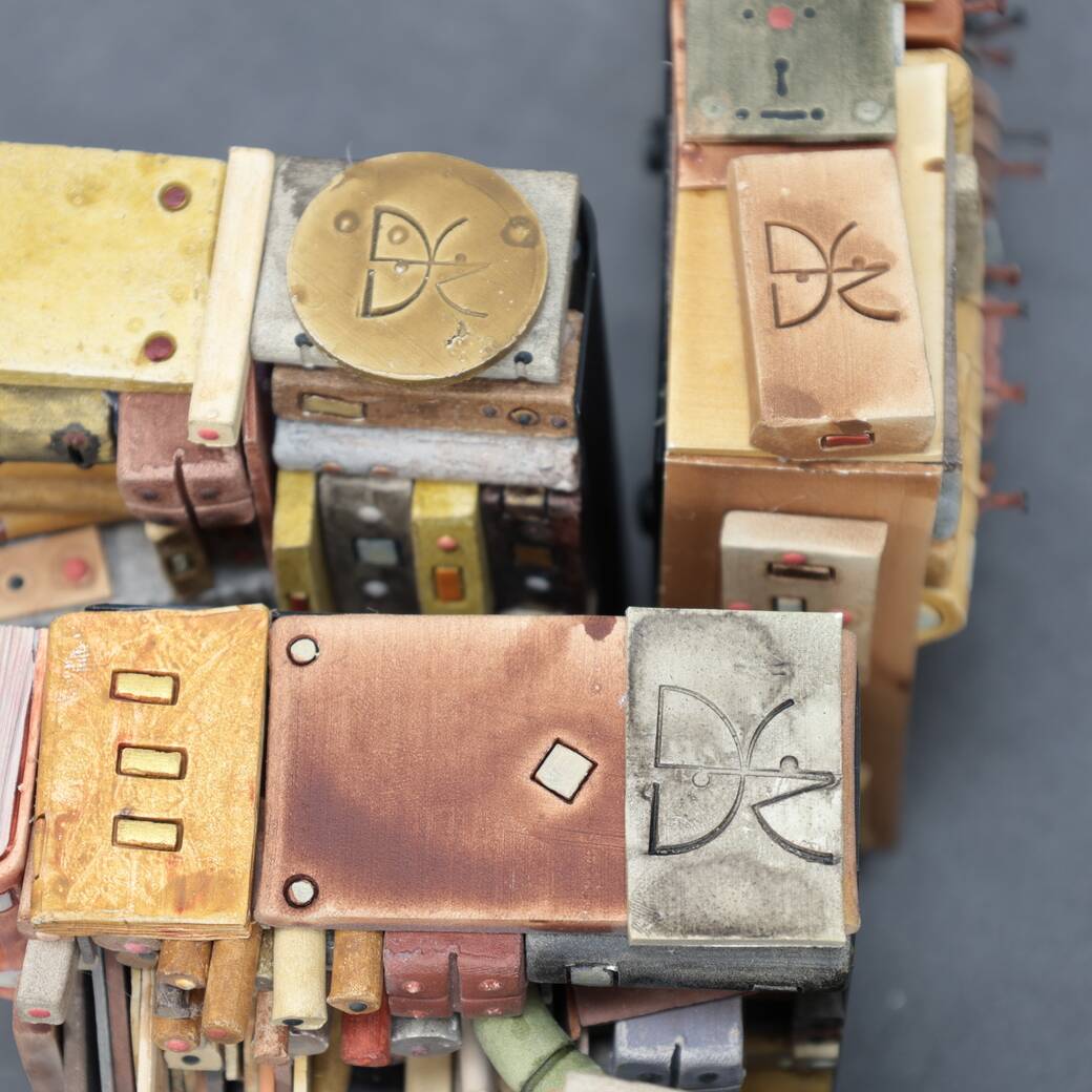 Set of 4 Vibrant Sculptures by Guy Deltour – Contemporary Belgian Art, 2000