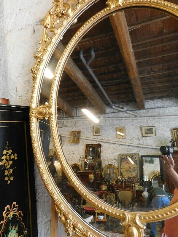 Mirror medallion dore of the 19th century 180x116cm