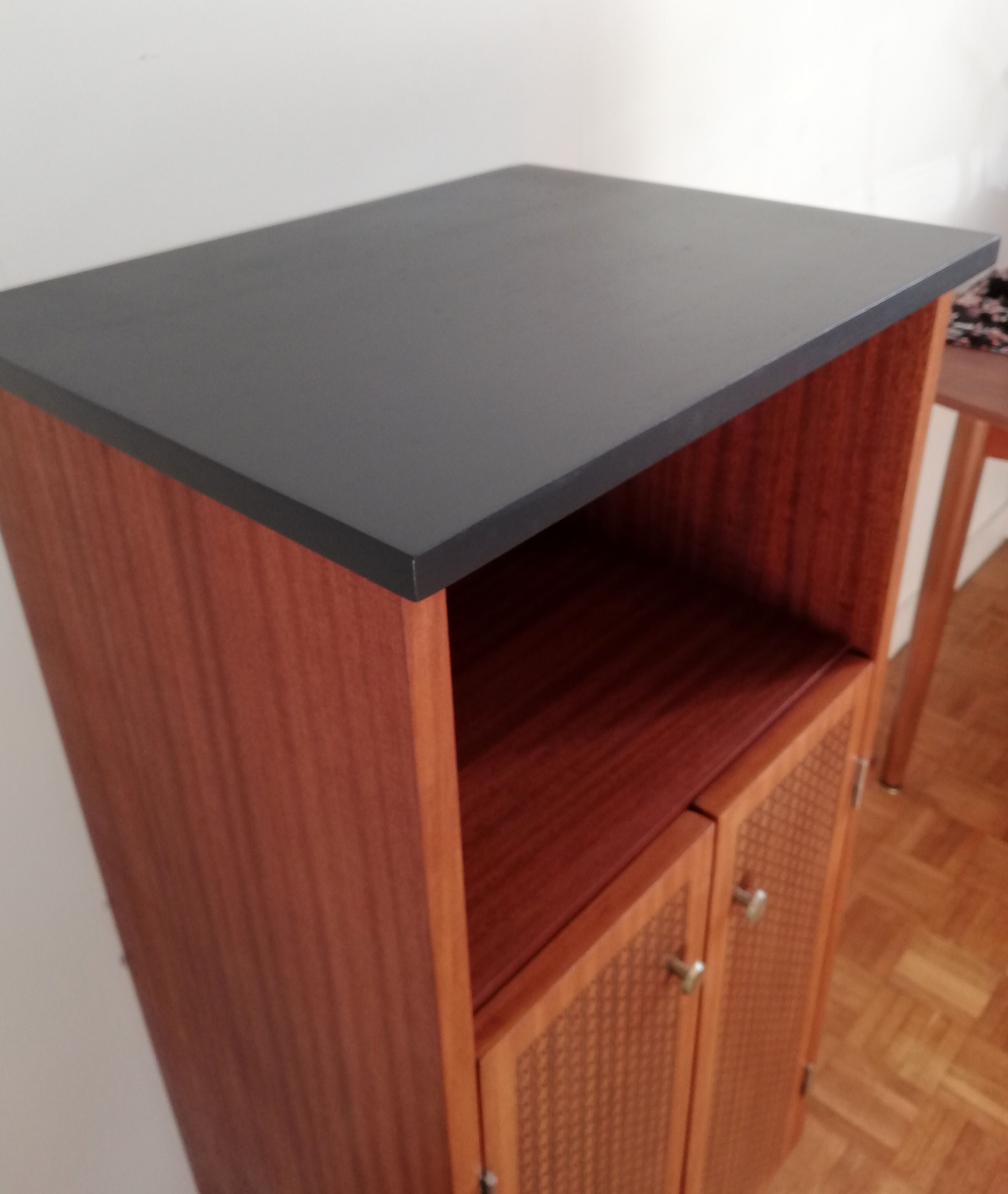 Vinyl platinum hifi furniture