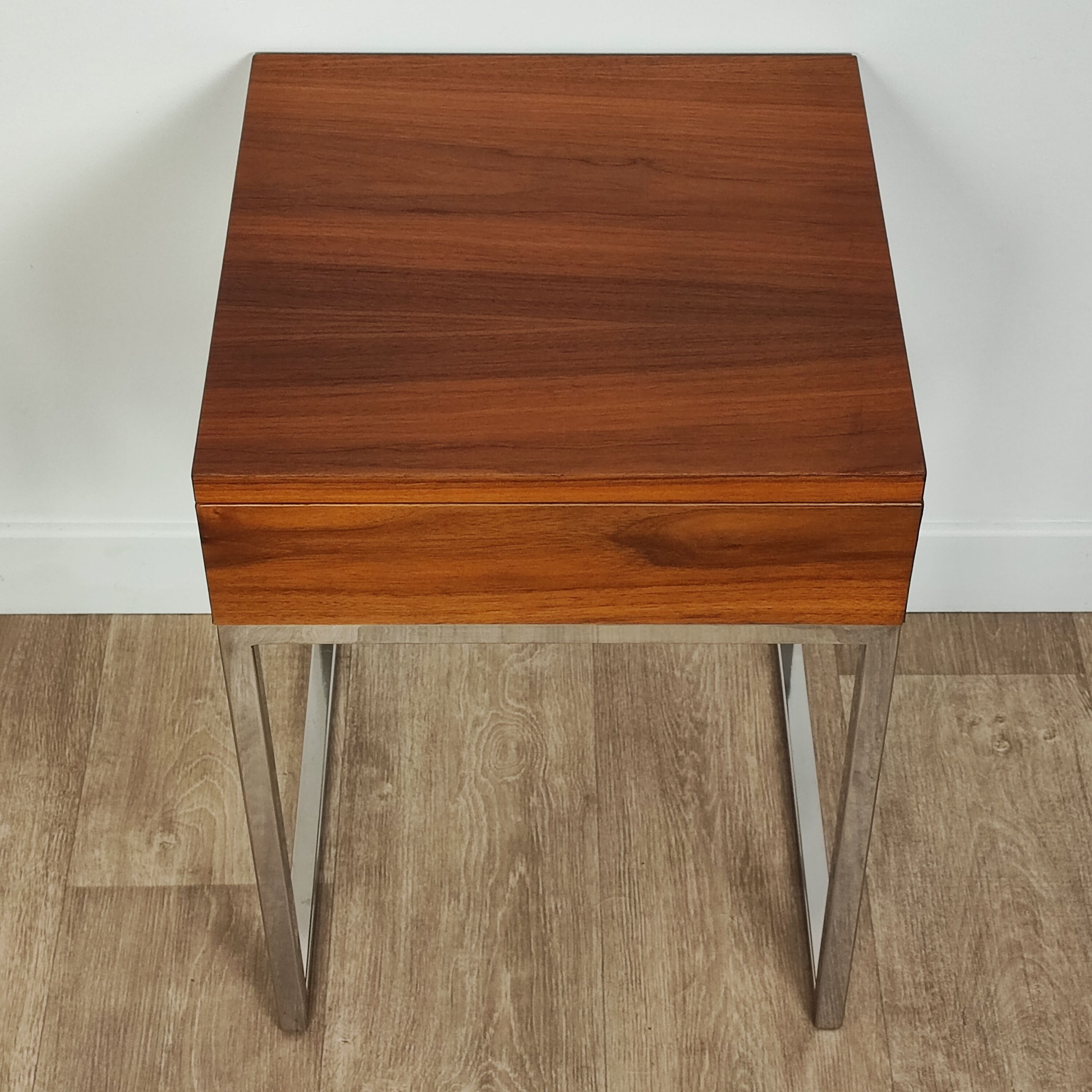 Design sofa ends