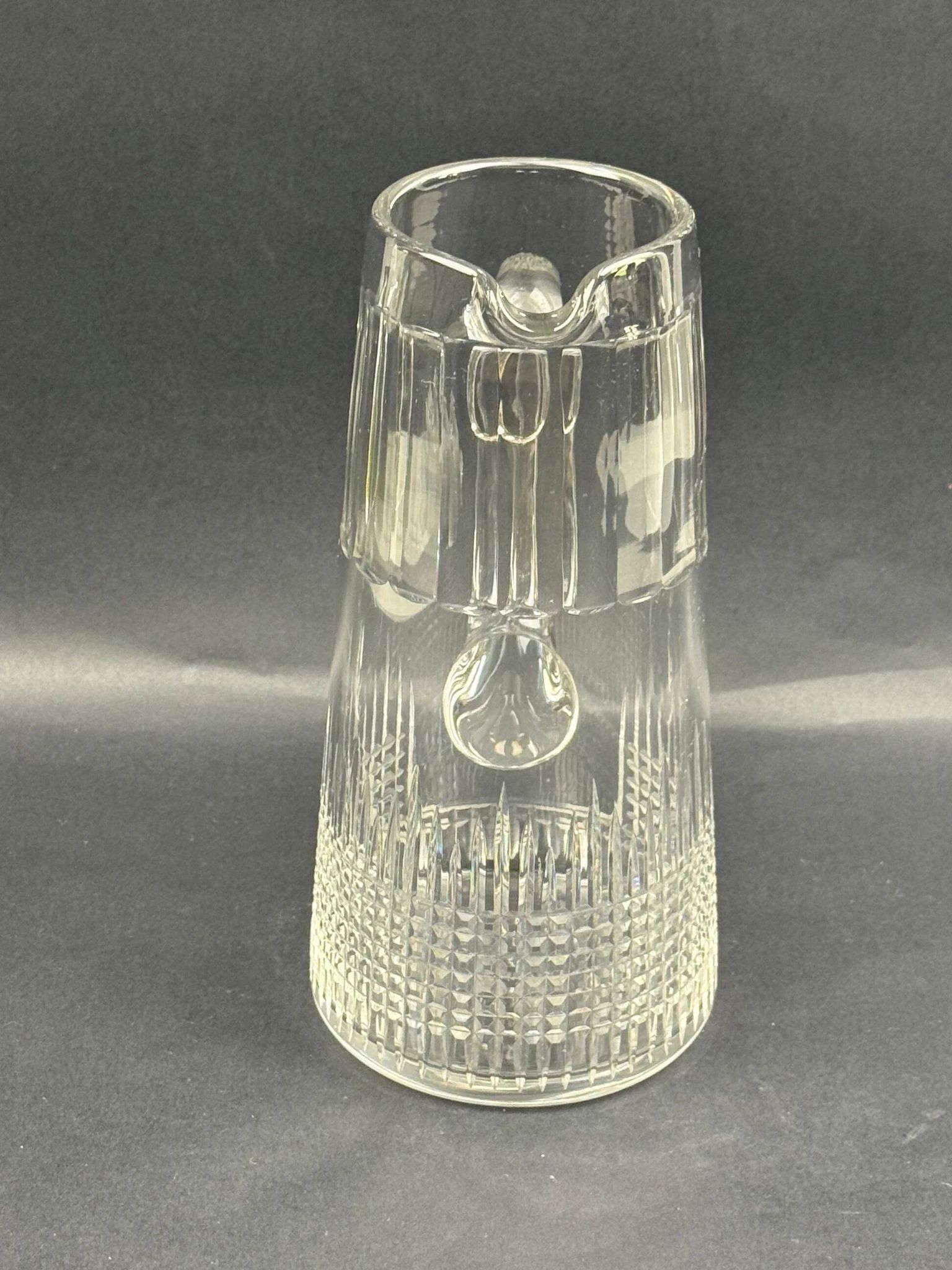 Baccarat, Nancy model jug in crystal, 1908