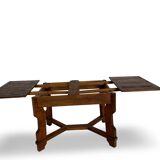 An Italian art deco extendable dining table, 1920s/1930s