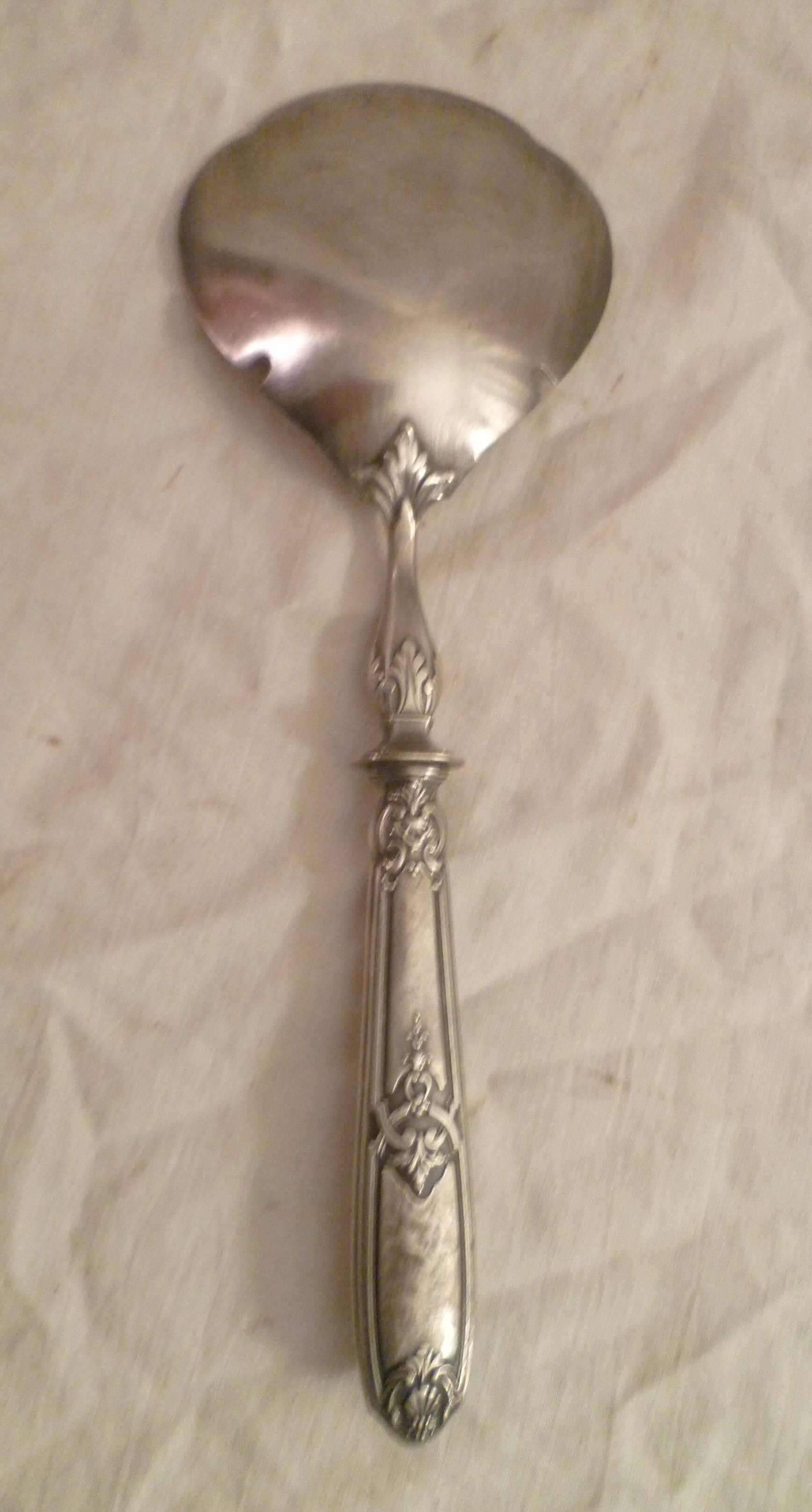 Silver cream entremet spoon hallmark classic styl minerva