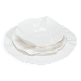 Adelaide XI model three-dish set by Xie Dong, 2000