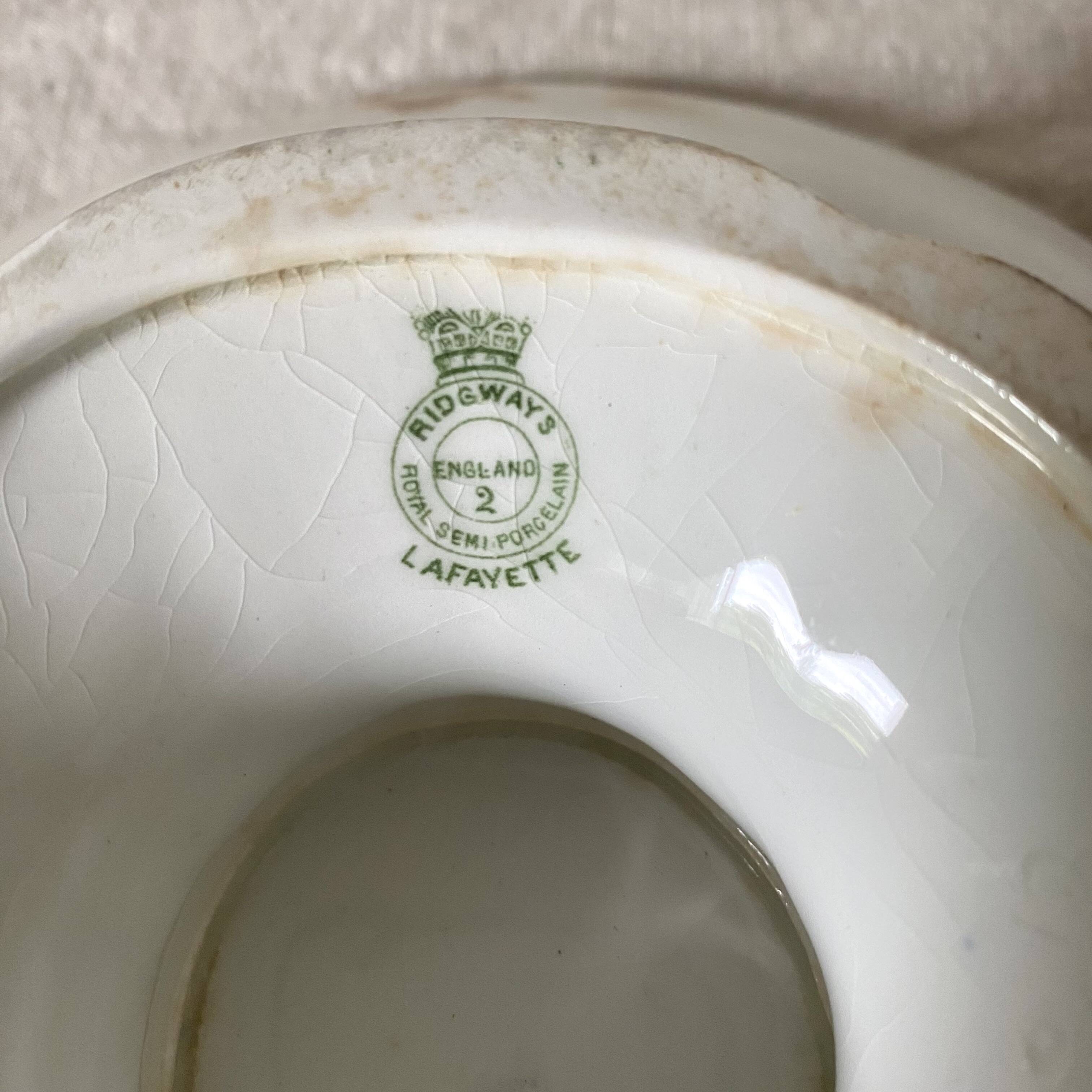 Standing dish, English porcelain compotier Ridgway