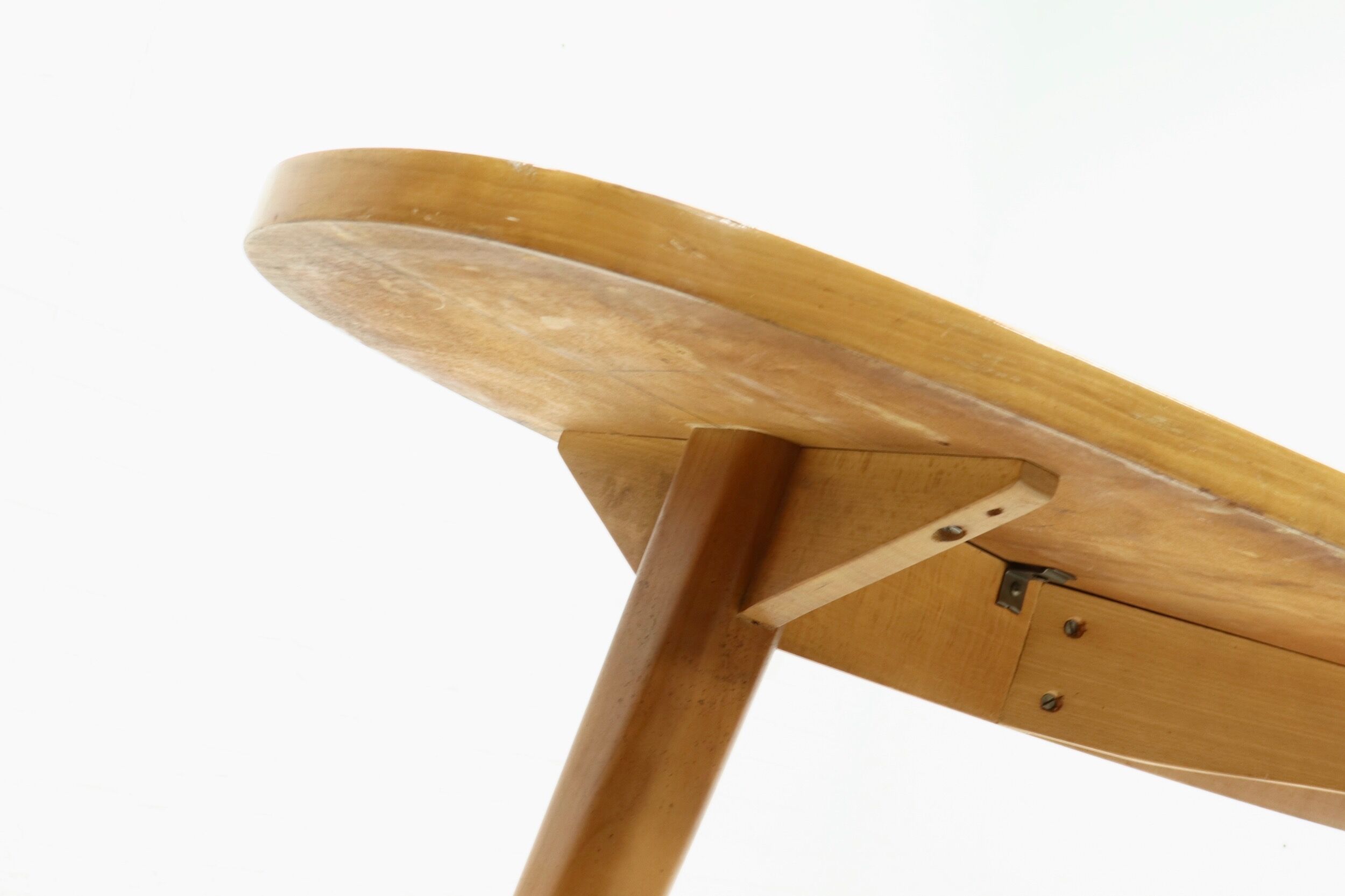Boomerang desk table in birch 1950s
