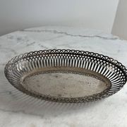 Panier à pain ancien en métal argenté