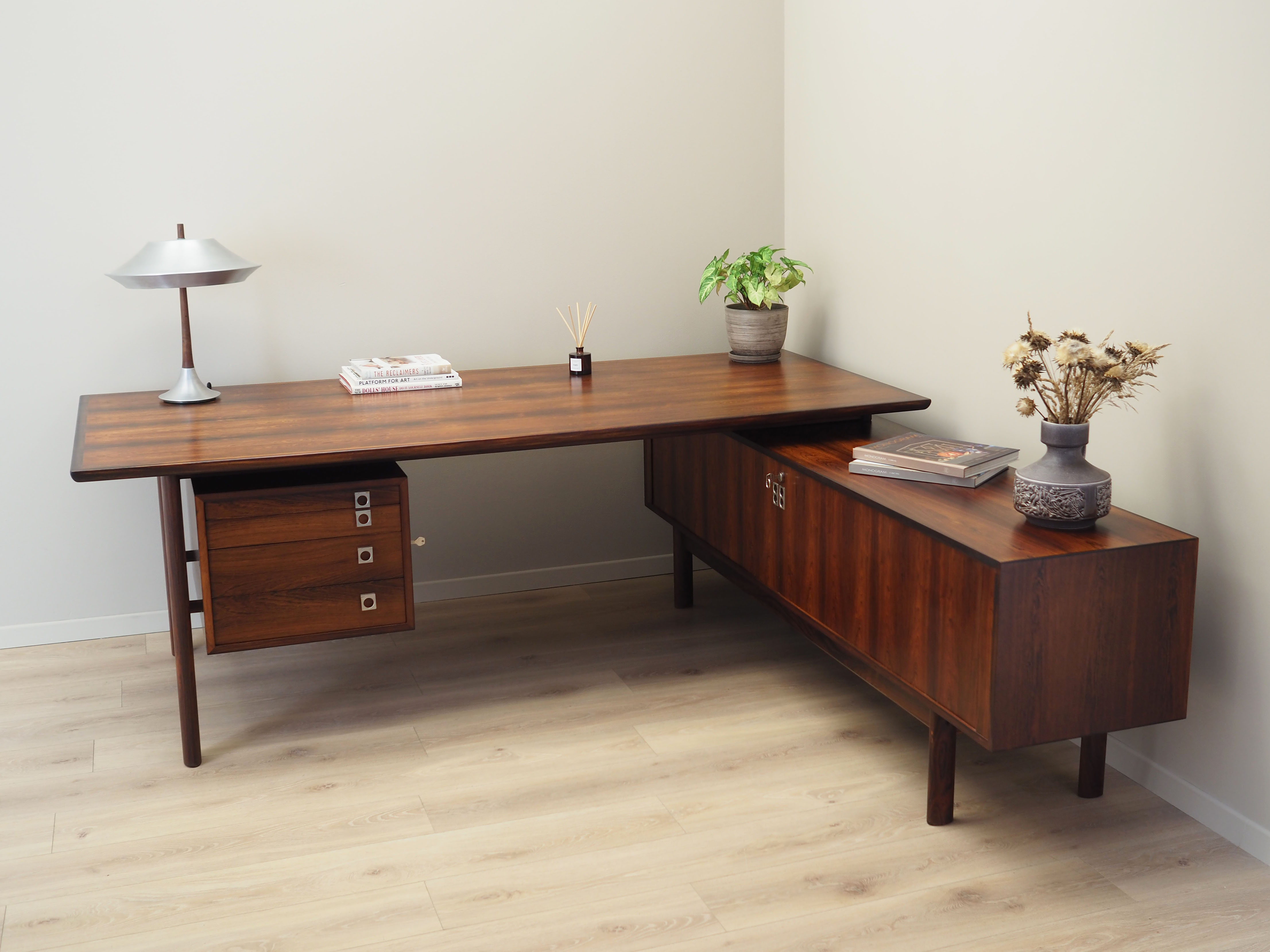 Rosewood desk by Arne Vodder, production Sibast 1960