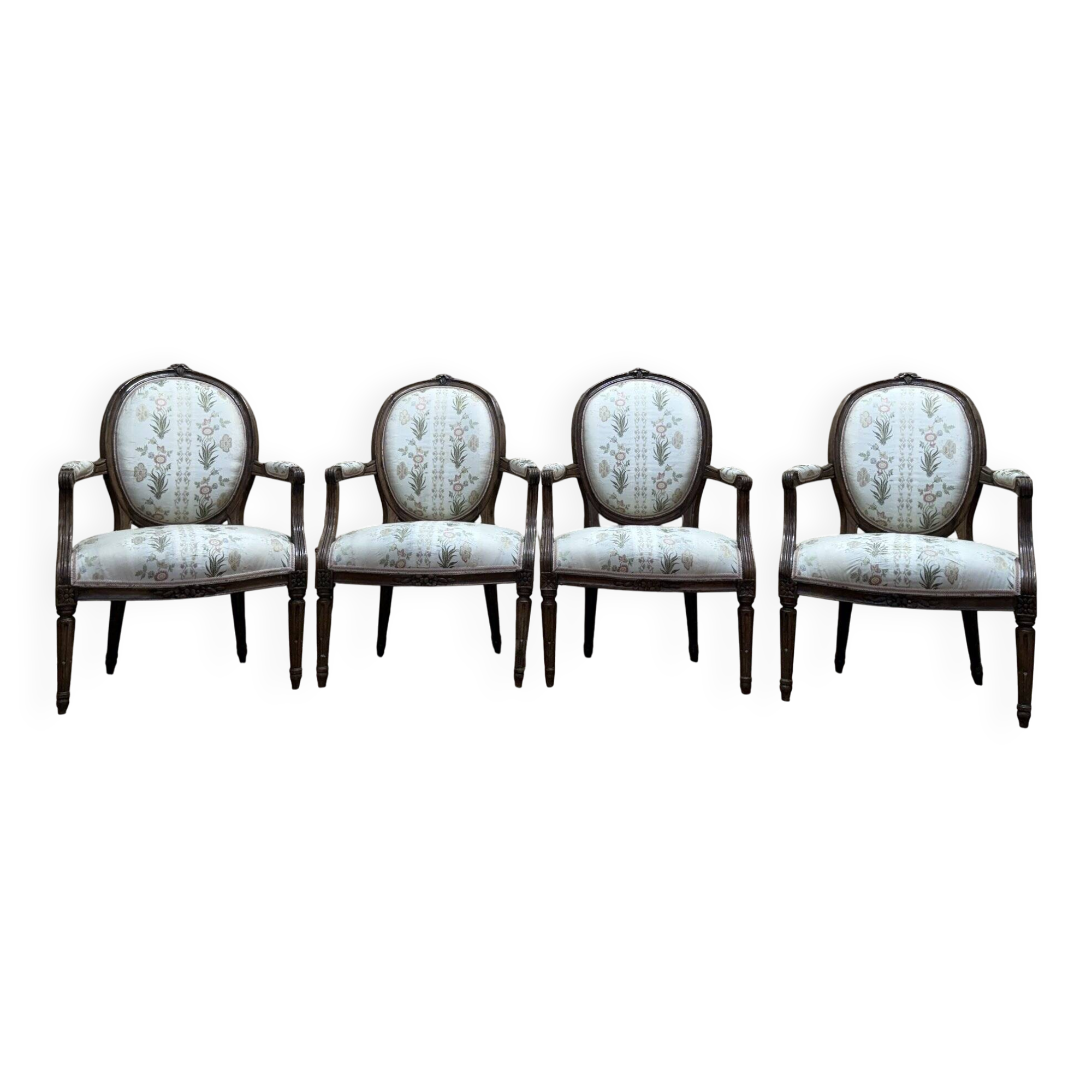 Suite de 4 fauteuils cabriolets à médaillons d'époque Louis XVI