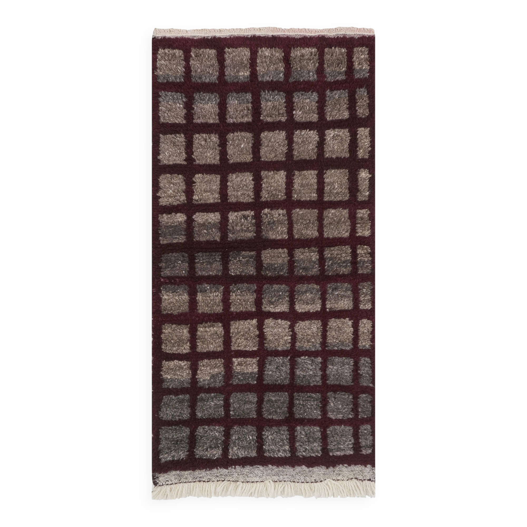 Vintage handmade Turkish rug 61x119 cm