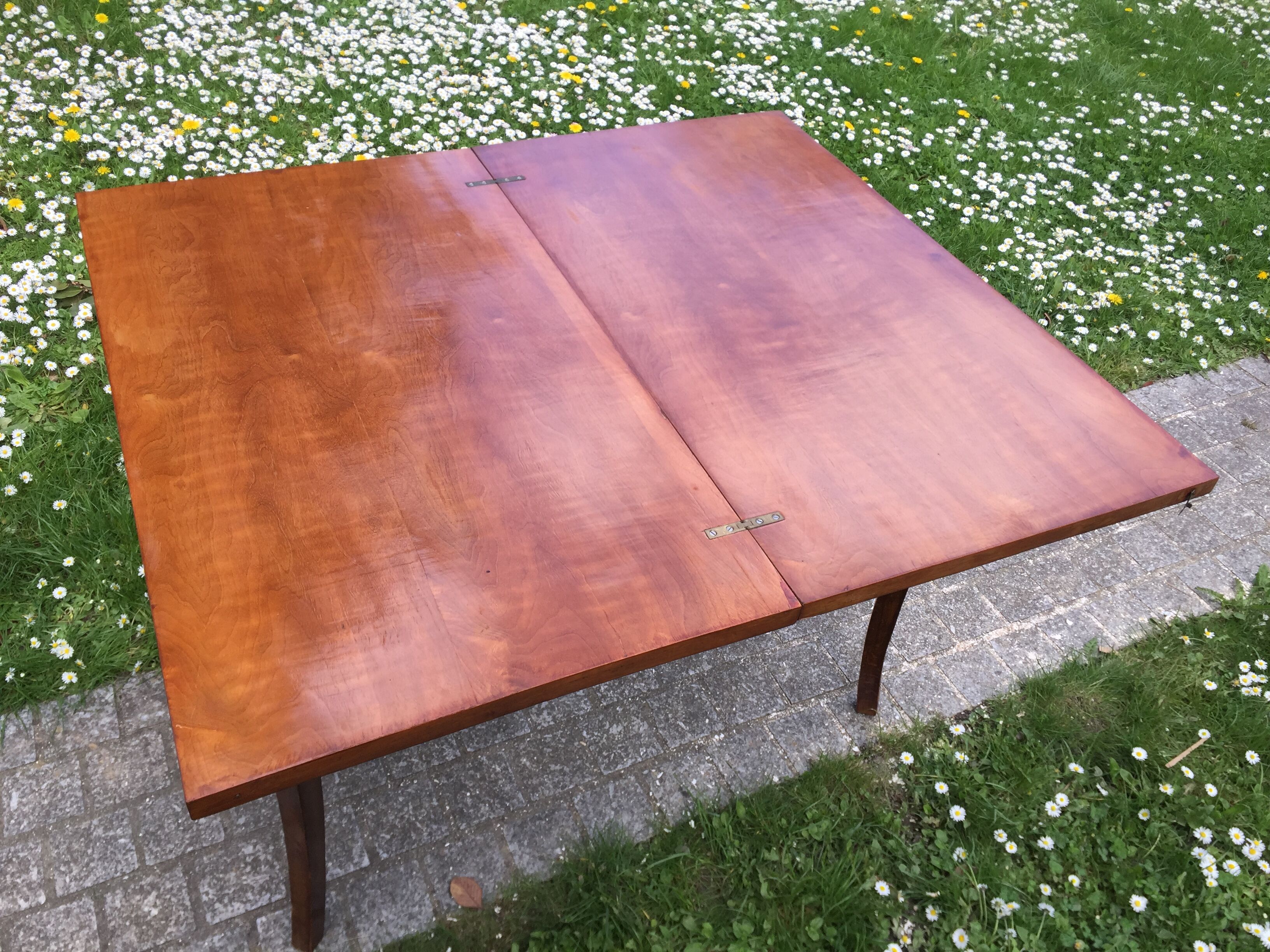 Dining table folding old rosewood from 2 to 6 people