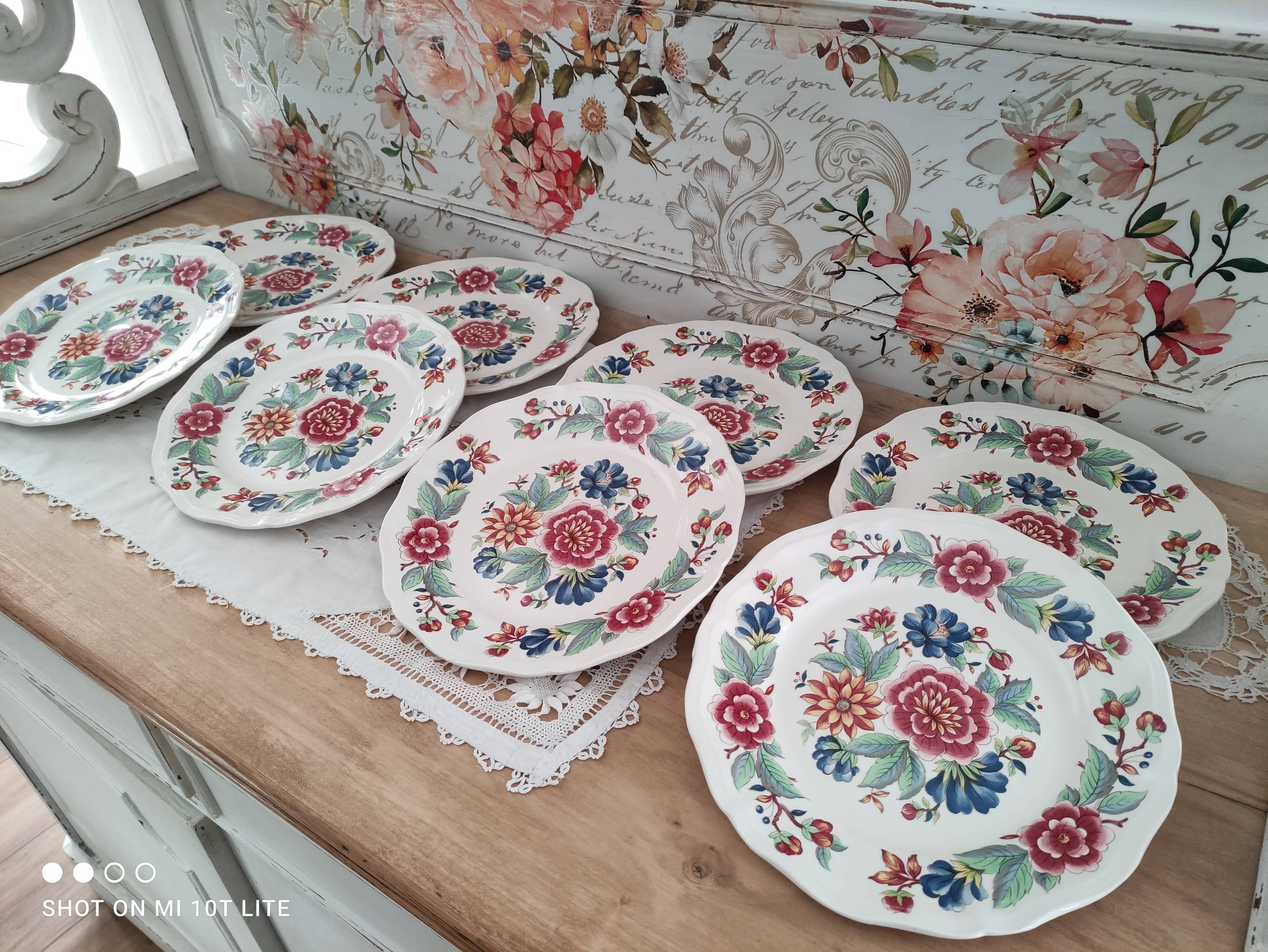 Set of 8 flat plates Sarreguemines model Vence
