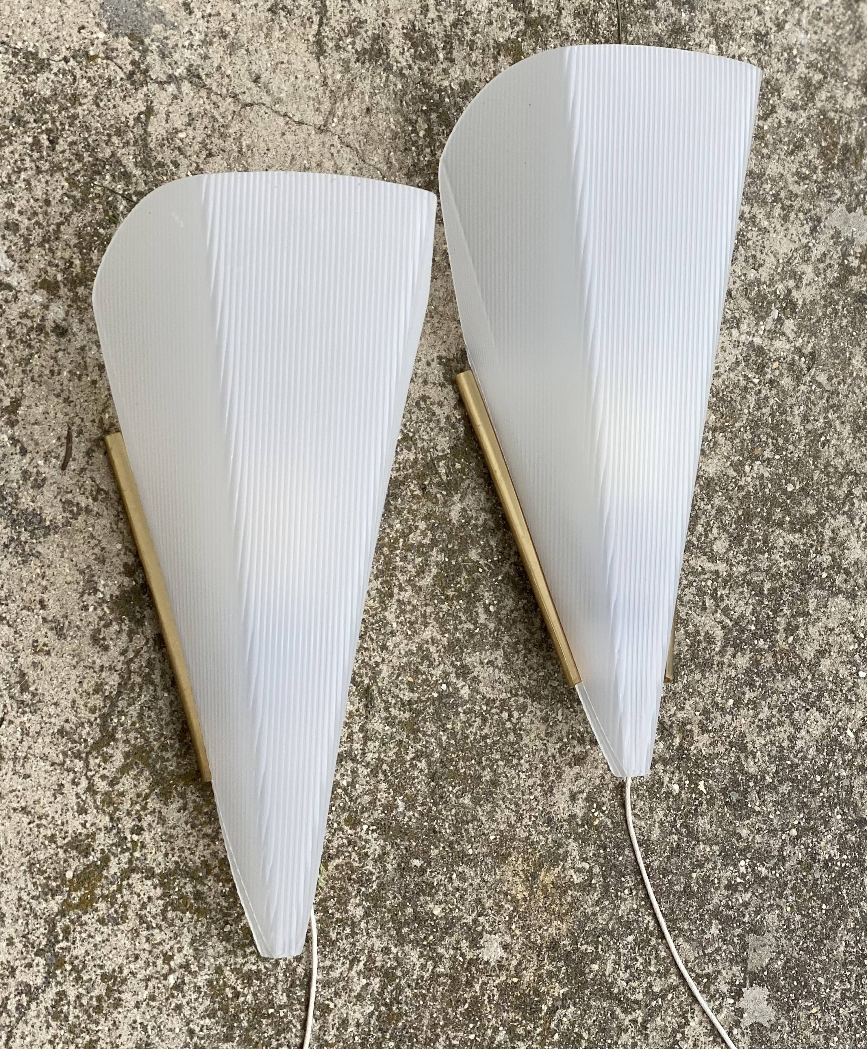 Pair of vintage modernist design wall lights from the 1970s