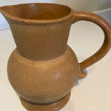 Sandstone pitcher