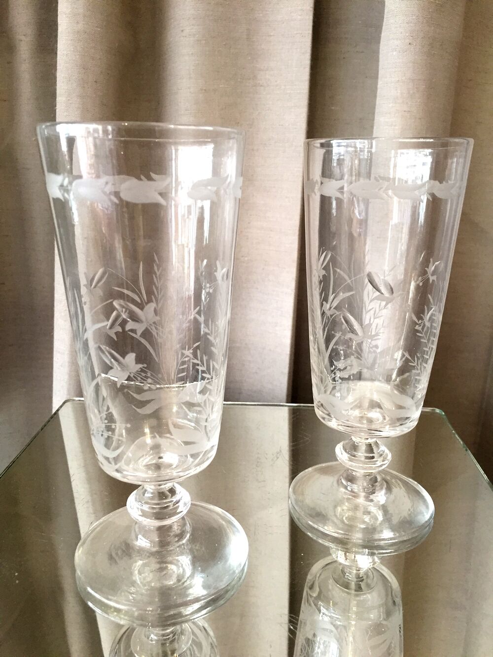 Duo de verre a cafe en verre epais a decor floral