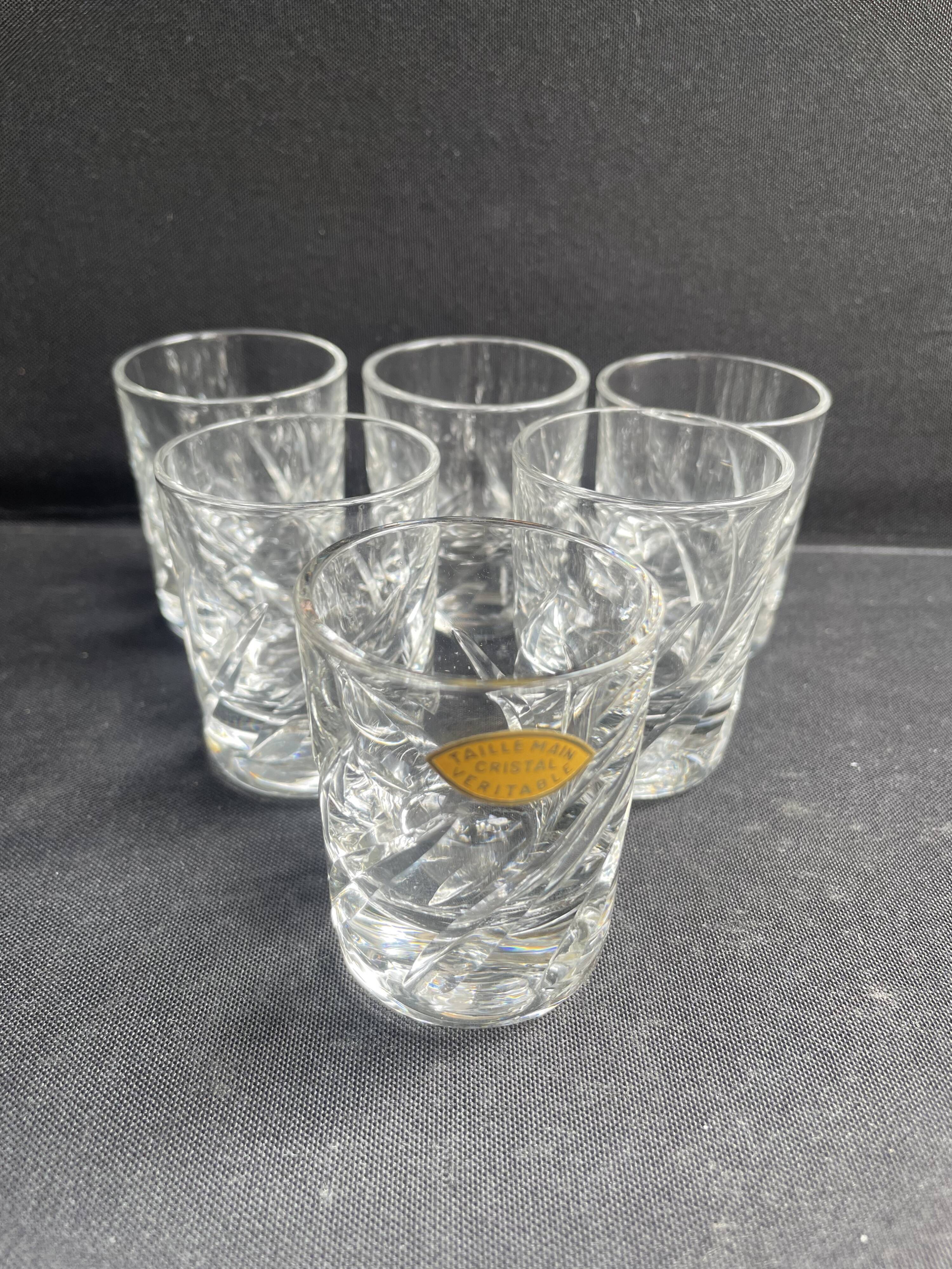 6 hand-cut crystal glasses