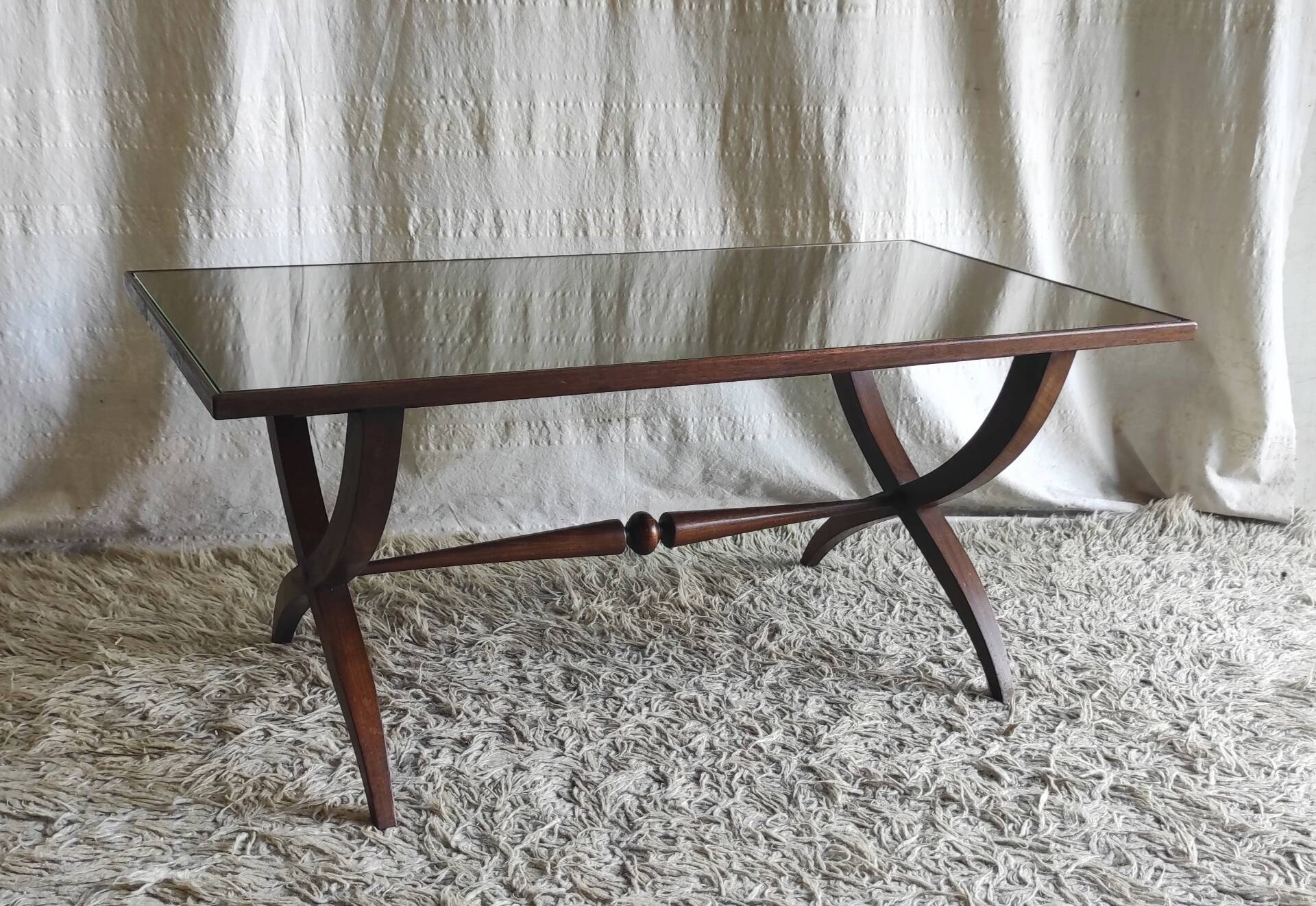 Table basse en bois massif style anglais - mid. XXeme