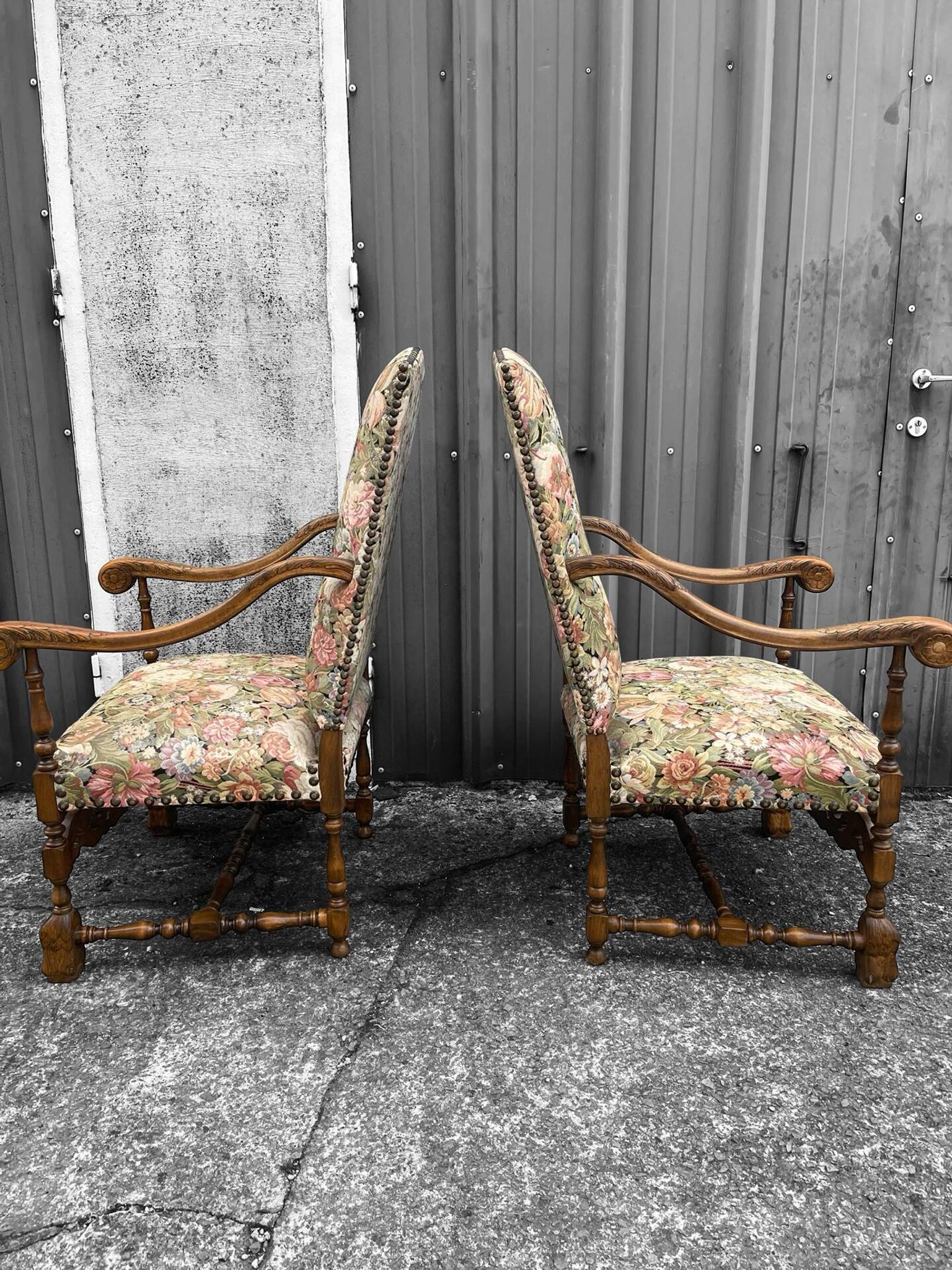 Pair of large ceremonial armchairs in Louis XIII style with tapestry f