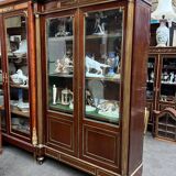 Library from the Napoléon III era. Brass inlay, mahogany, brass decoration.