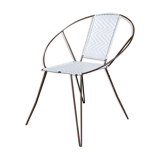 Fauteuil vintage en métal noir et cannage plastique blanc