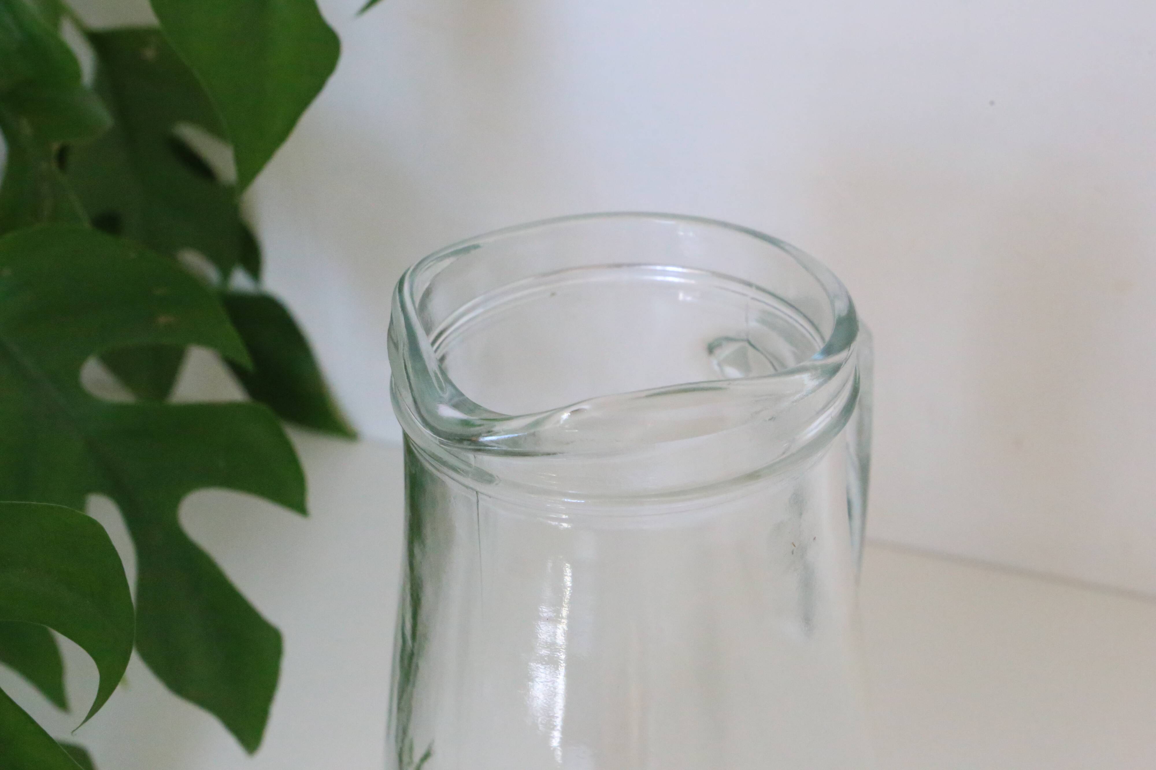 Lemon pitcher daisy patterns, 70s