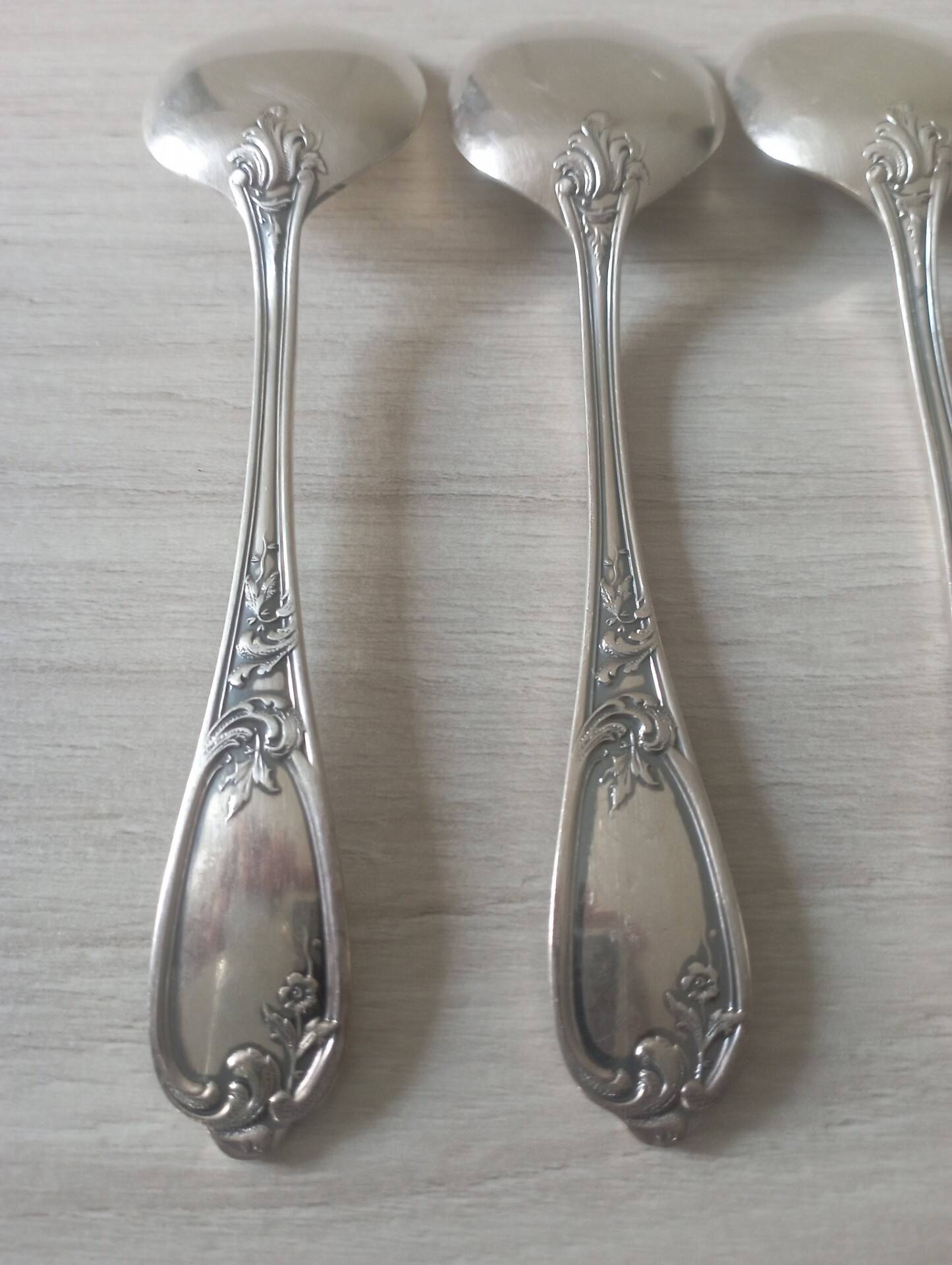 Set of 6 small silver metal spoons