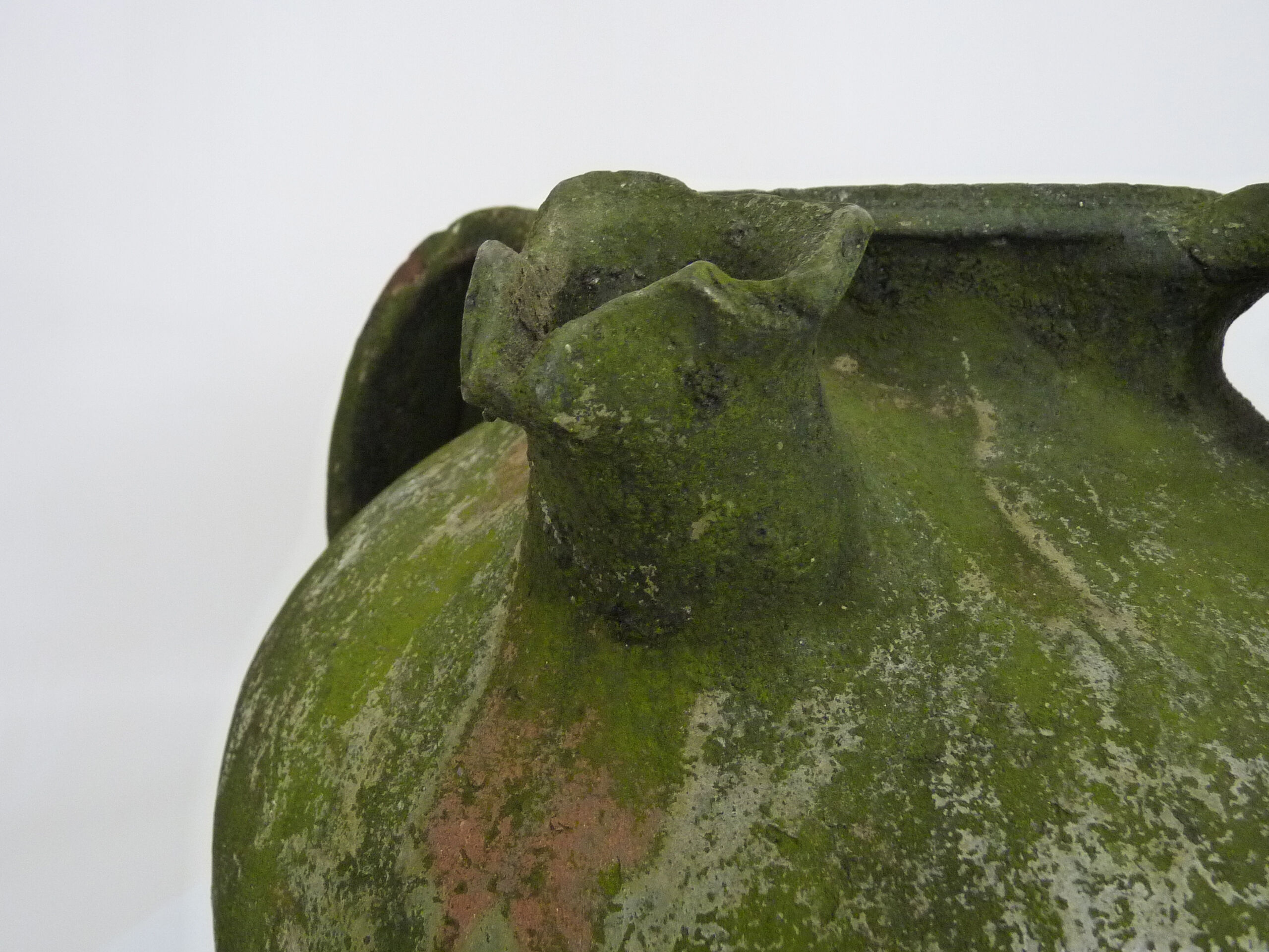 Nineteenth century walnut oil jar of Périgord