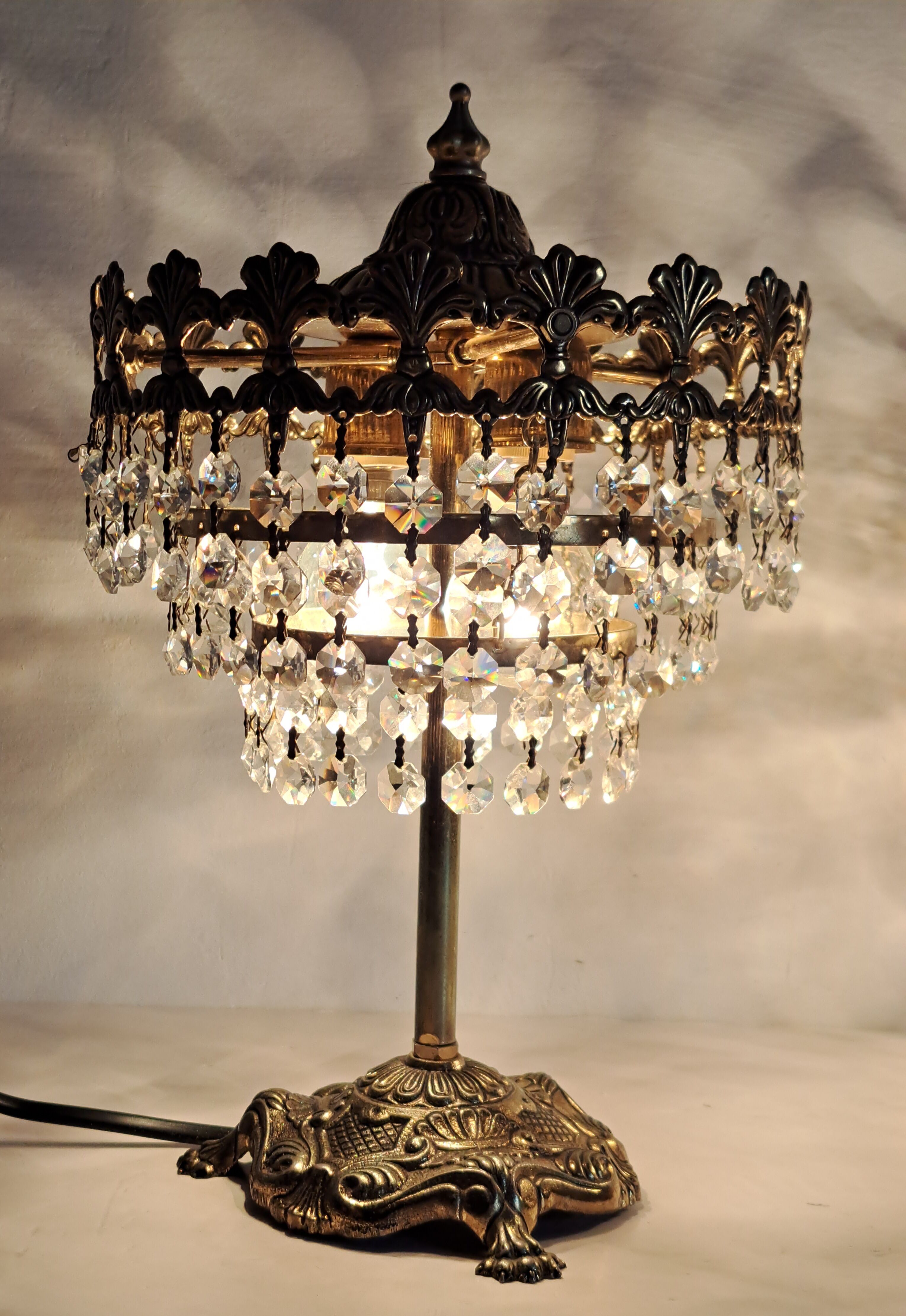 Pair of bedside lamps with tassels