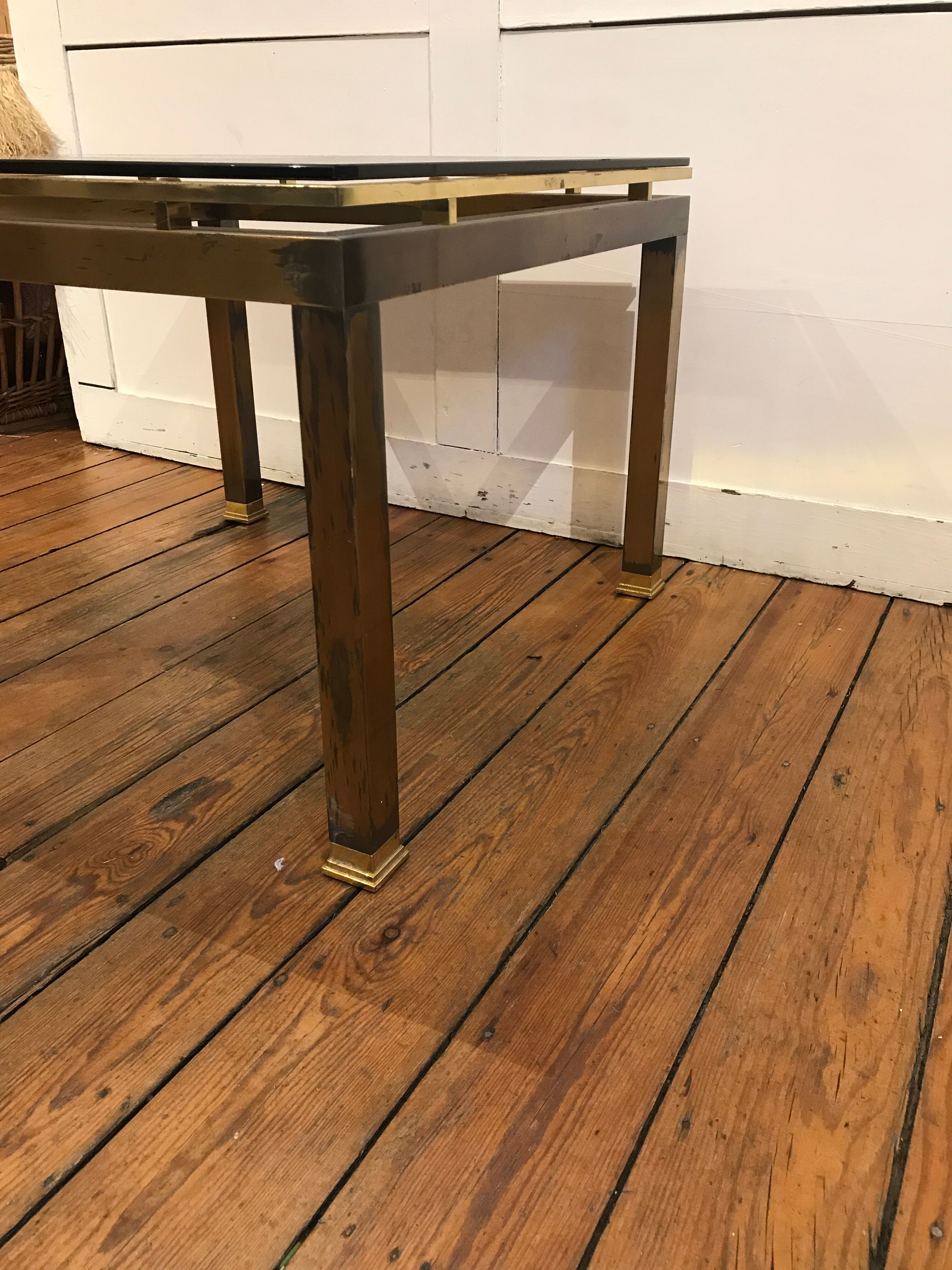 Table basse métal doré 1970