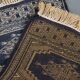 Tapis de couloir bleu et beige