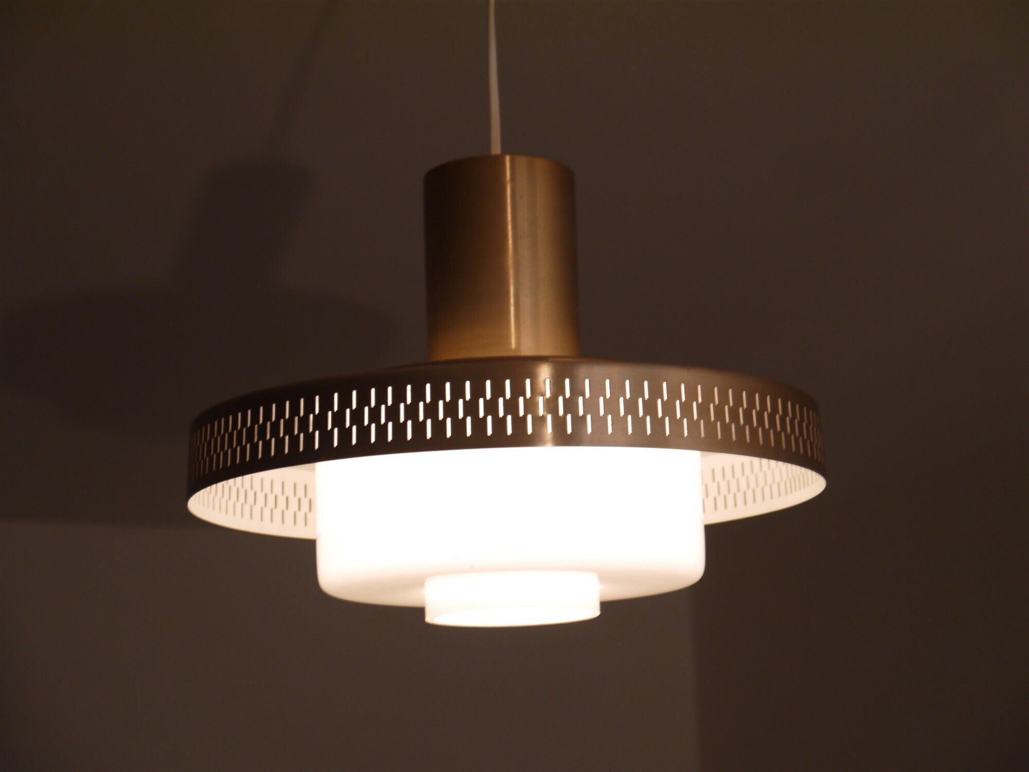 Scandinavian hanging lamp