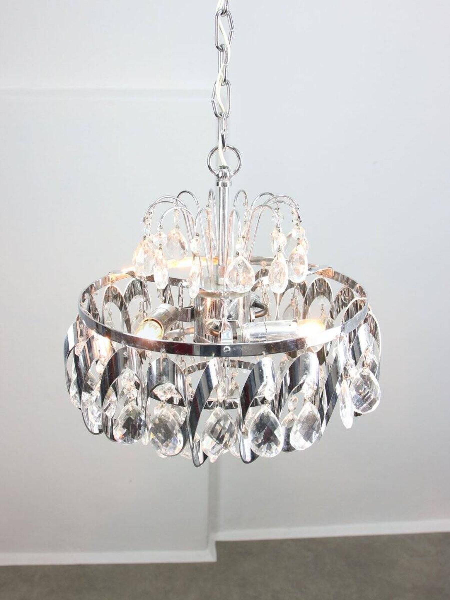 Petit chandelier en cristal viennois vintage, années 1970