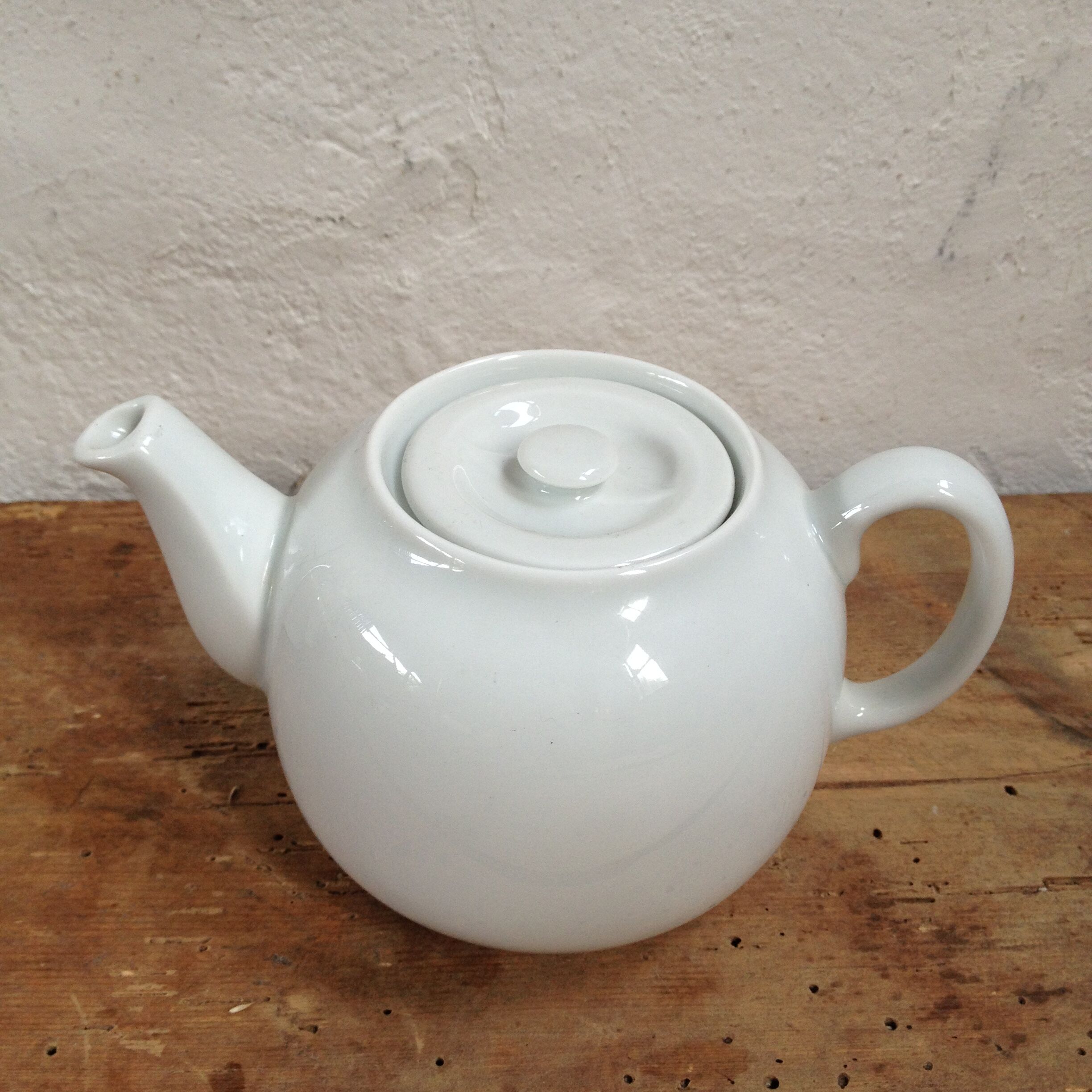 White porcelain teapot general collection Pillivuyt