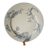 Large decorative plate in the Japanese style, late 19th century.