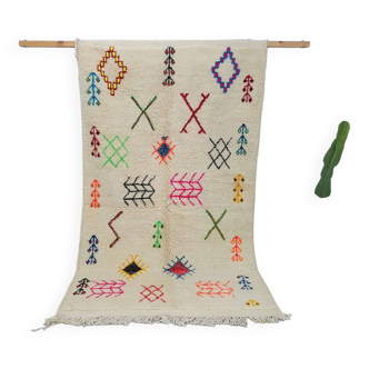 Tapis Marocain berbère 242 x 140 cm tapis Azilal en laine