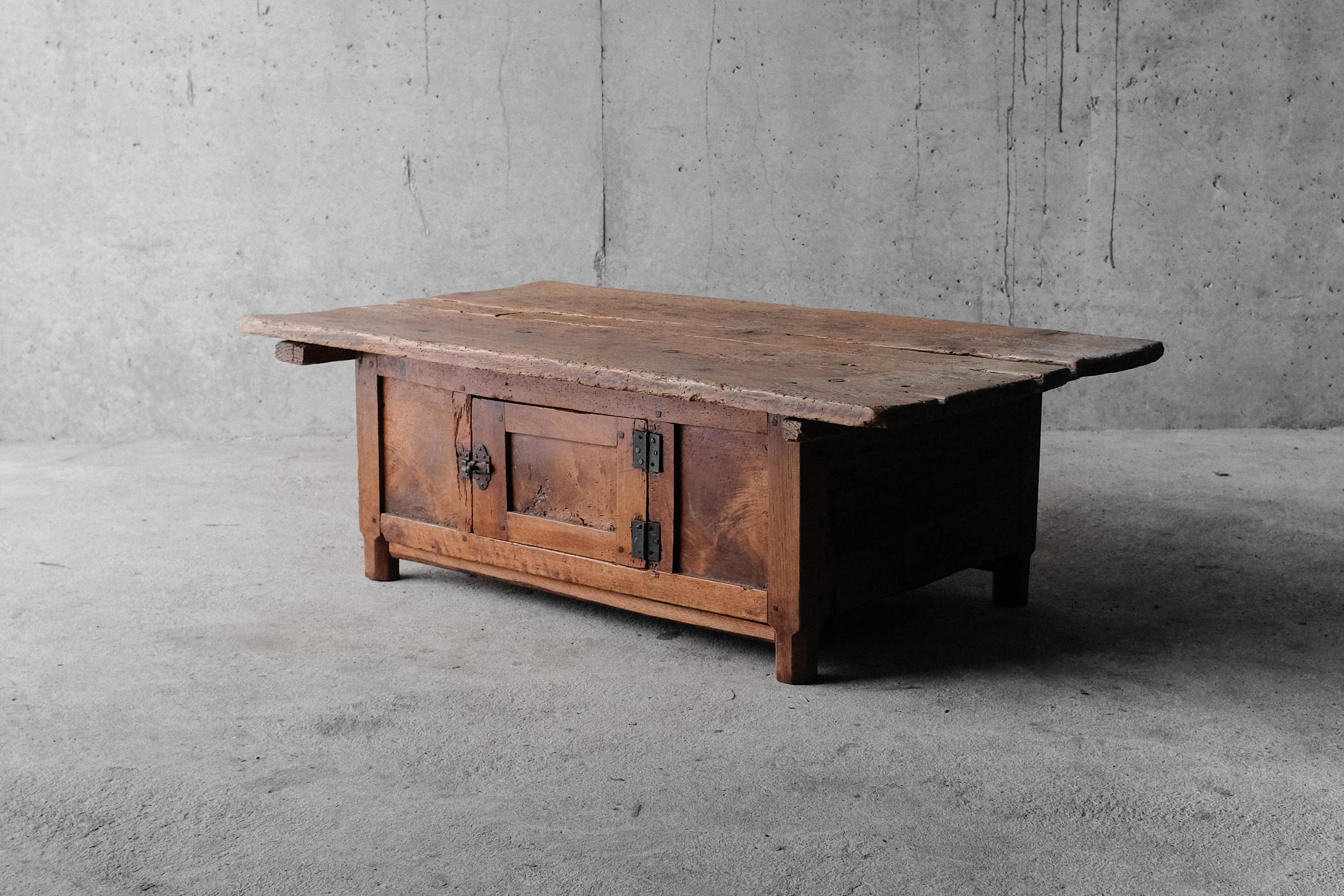 Popular art coffee table, Savoy, 19th century