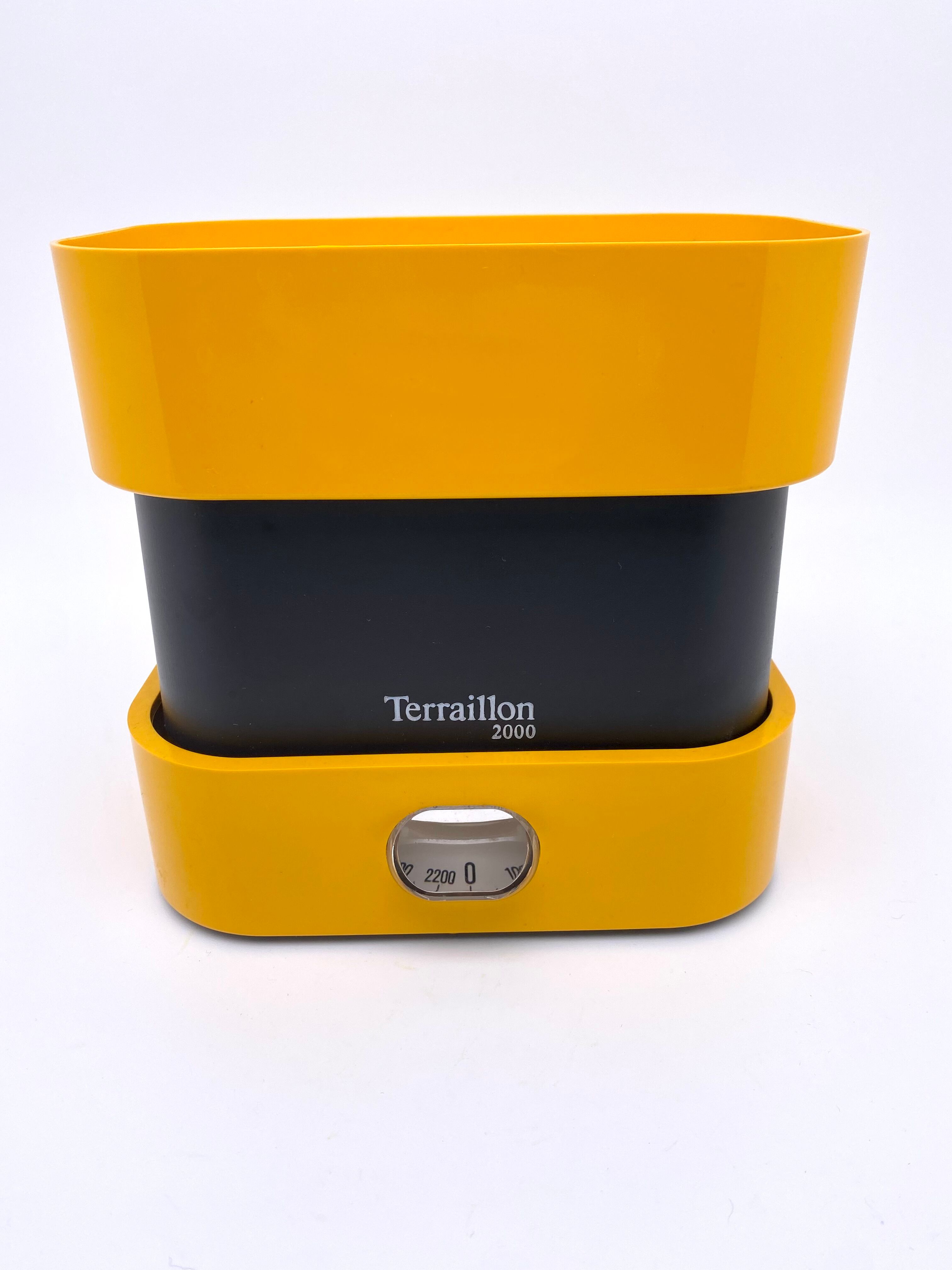 Vintage Terraillon yellow household scale