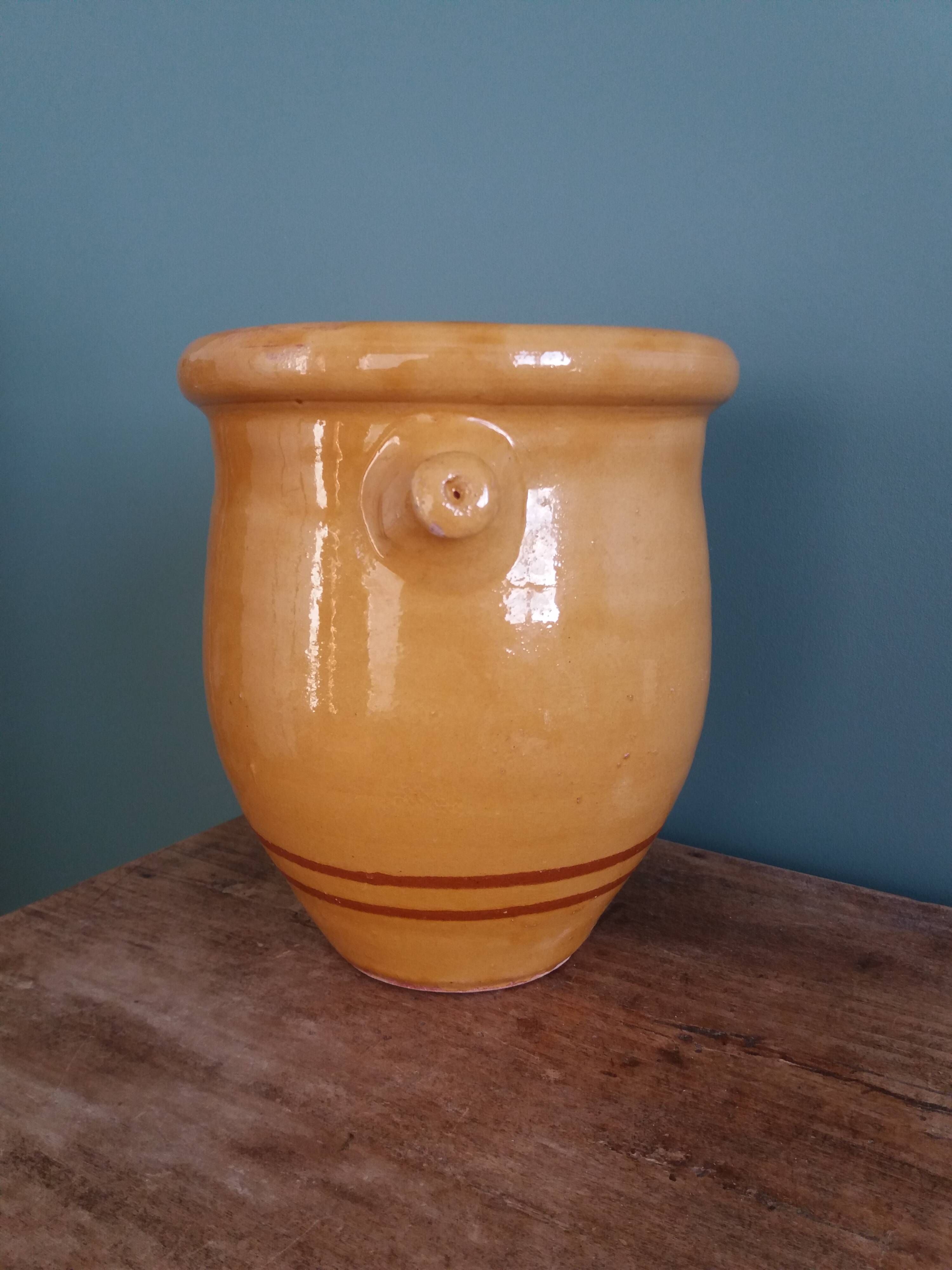 Provencal pottery terracotta jar