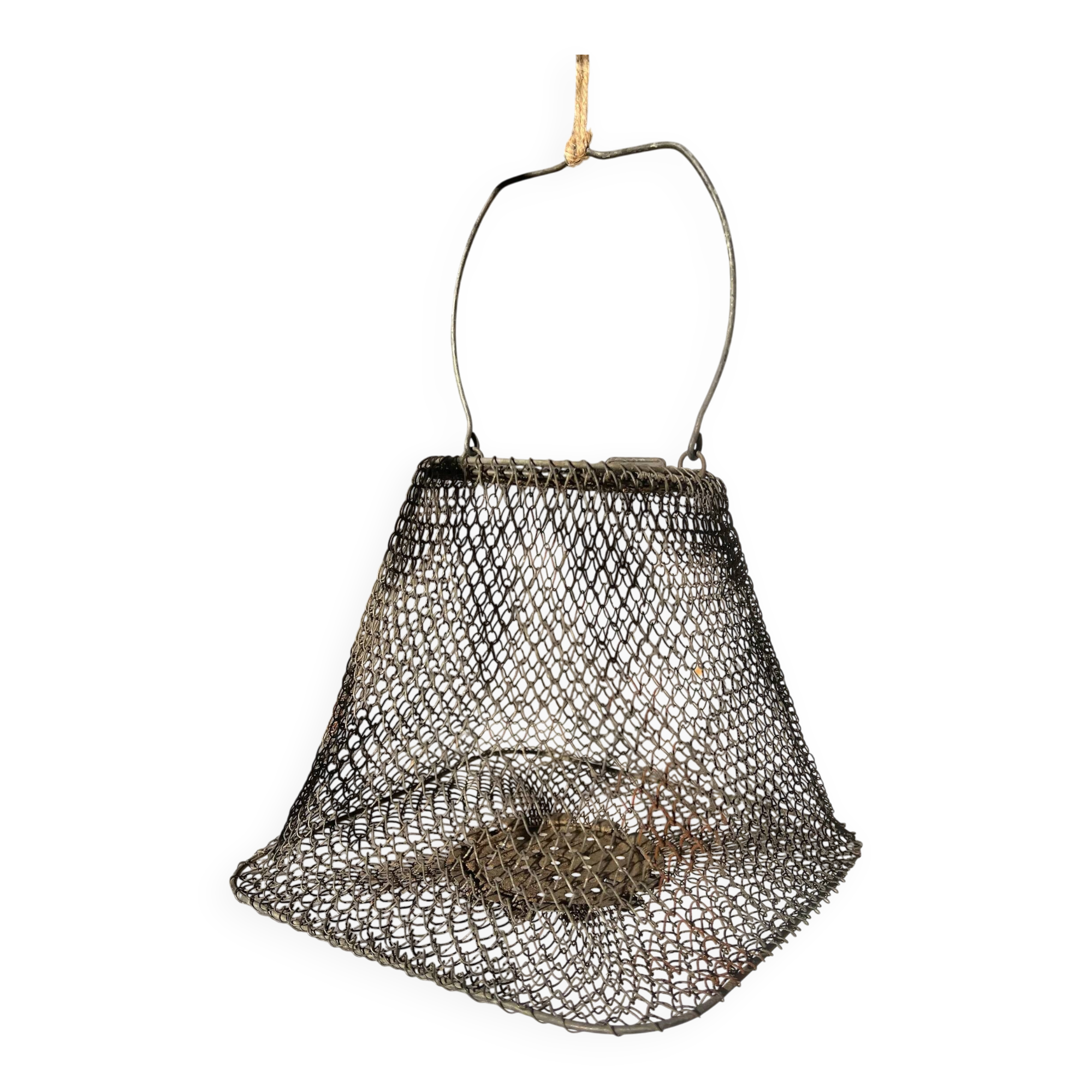 Panier de pêche en treillis métallique français