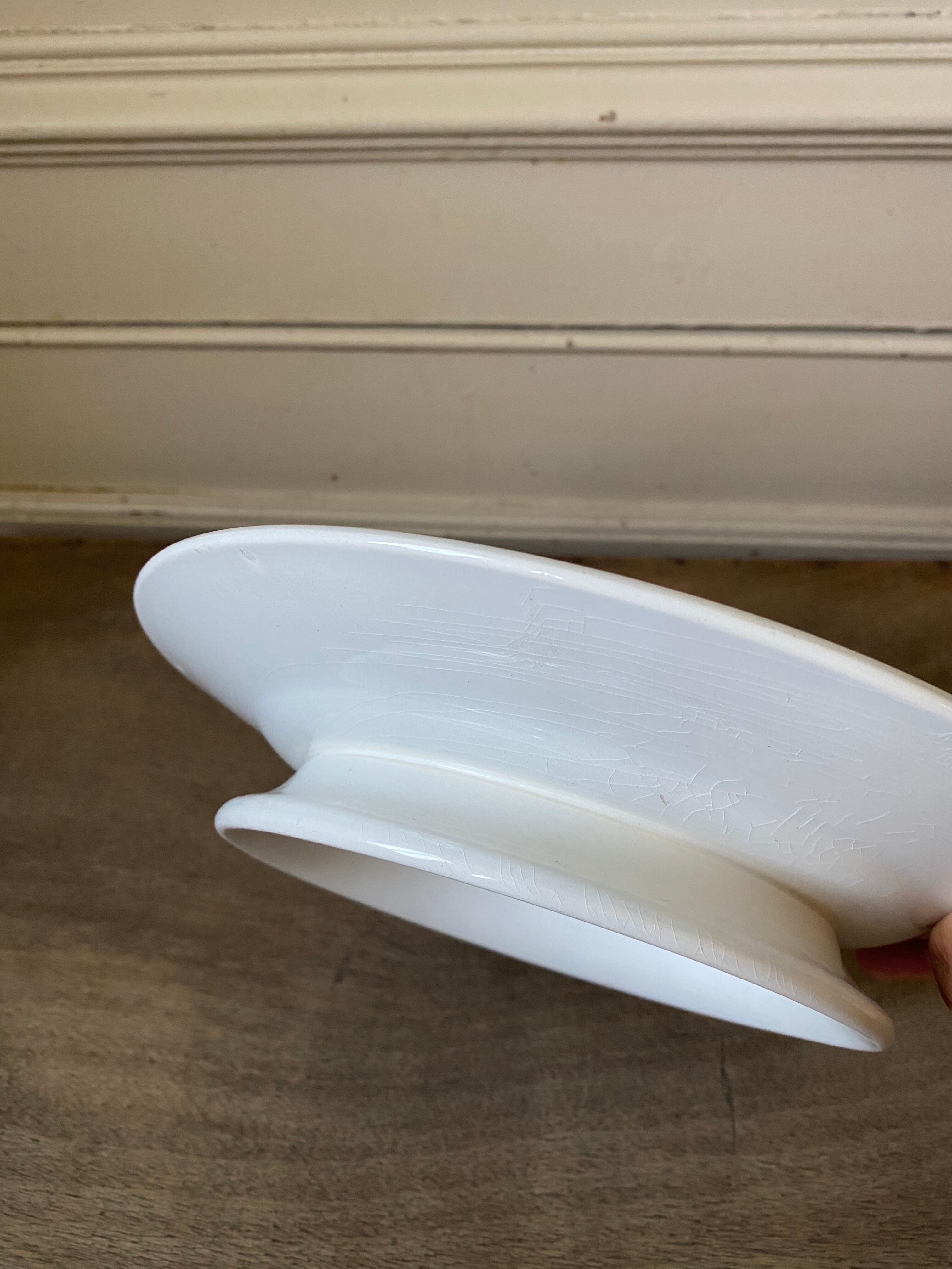 Ceranord Saint Amand Basque model standing dish