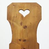 Chaise d'art populaire primitif