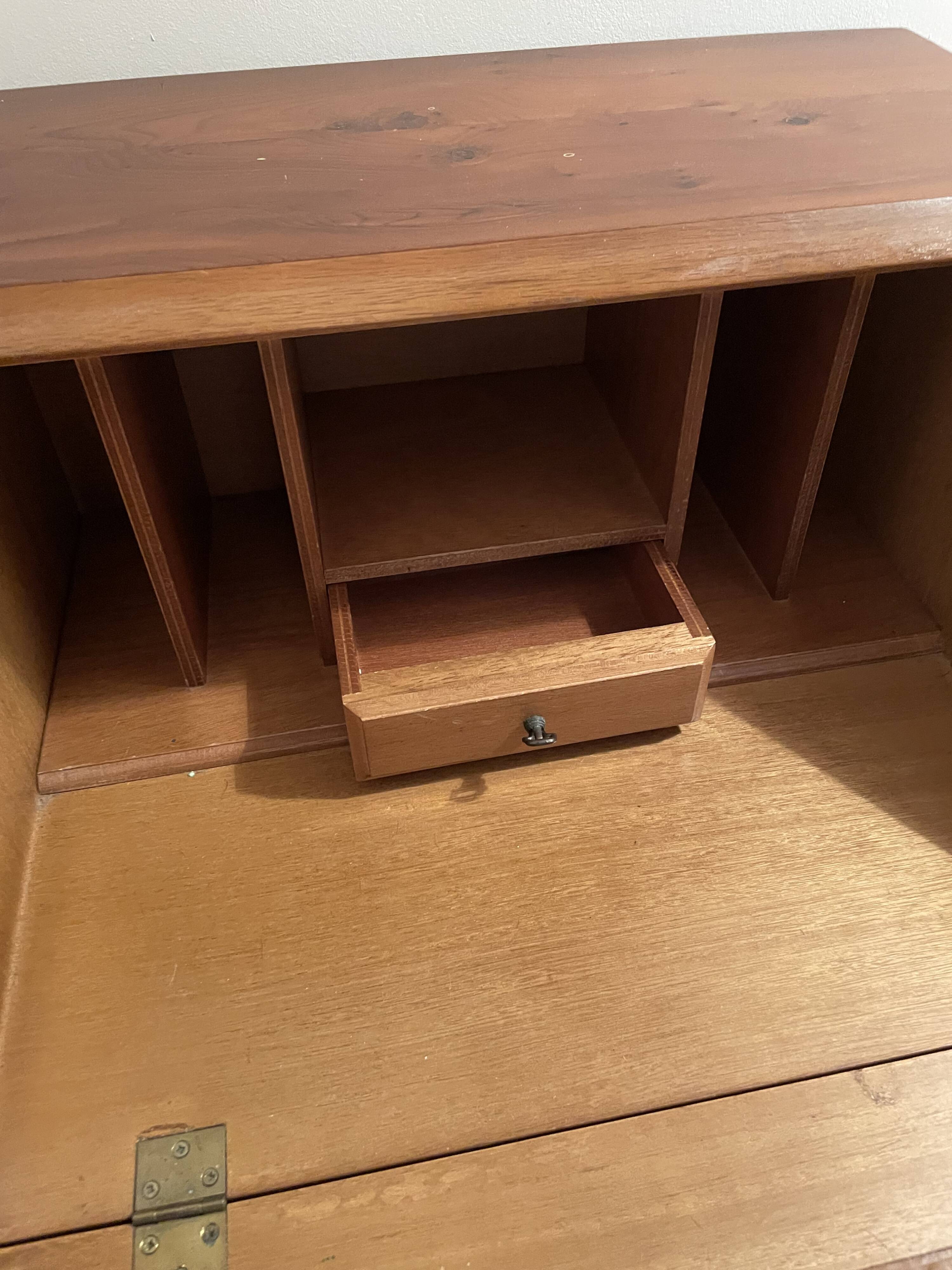 Secretary with a burr elm finish — English manufacture Rosjohn