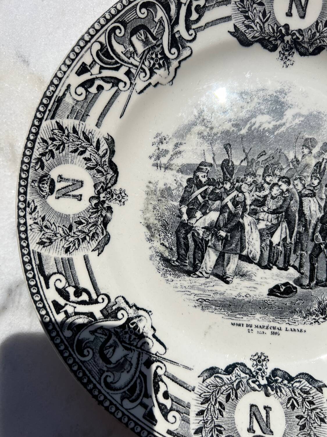 Vintage flat speaking plate in Boch Frères La Louvière porcelain