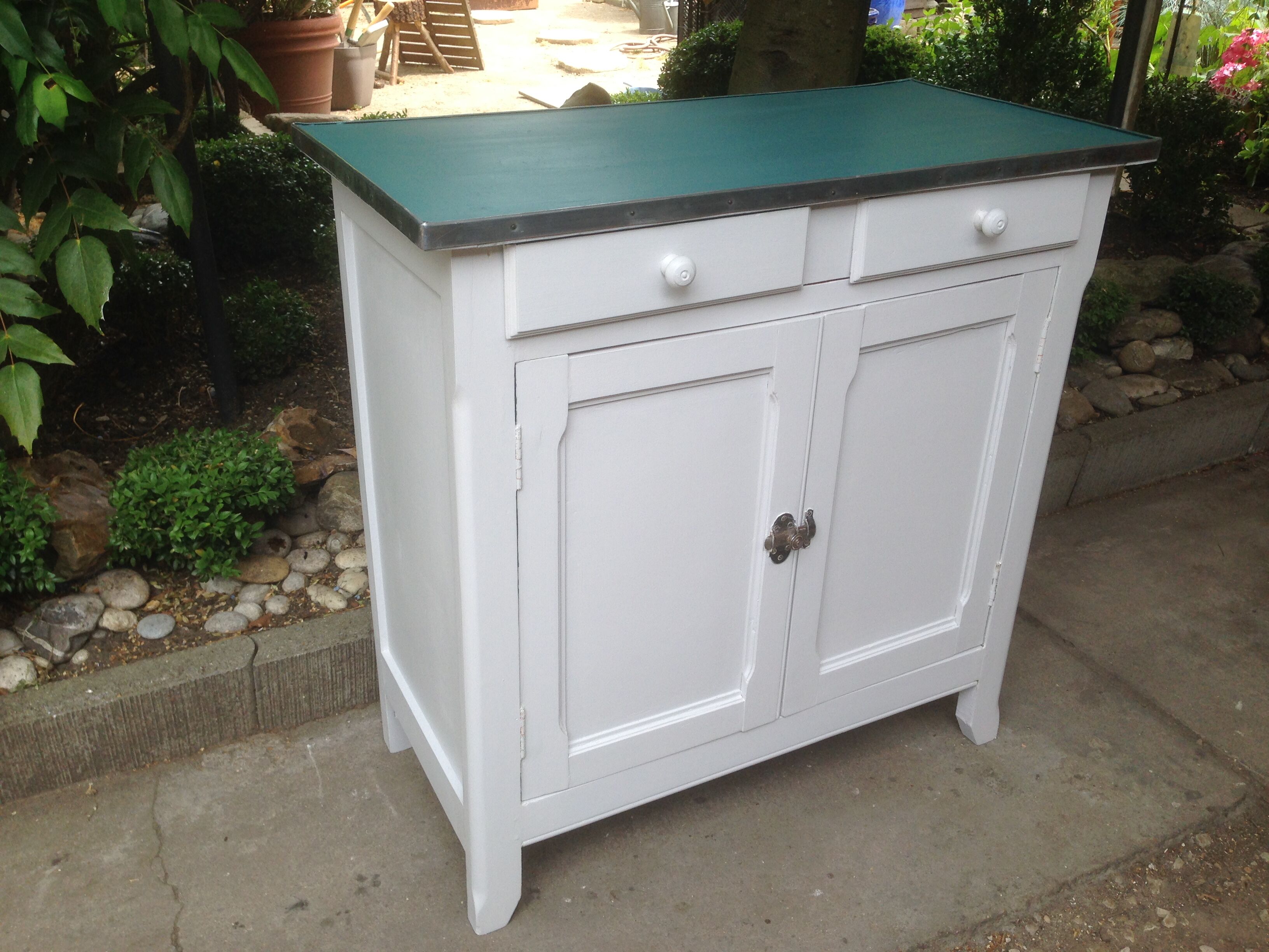 Buffet Paris vintage