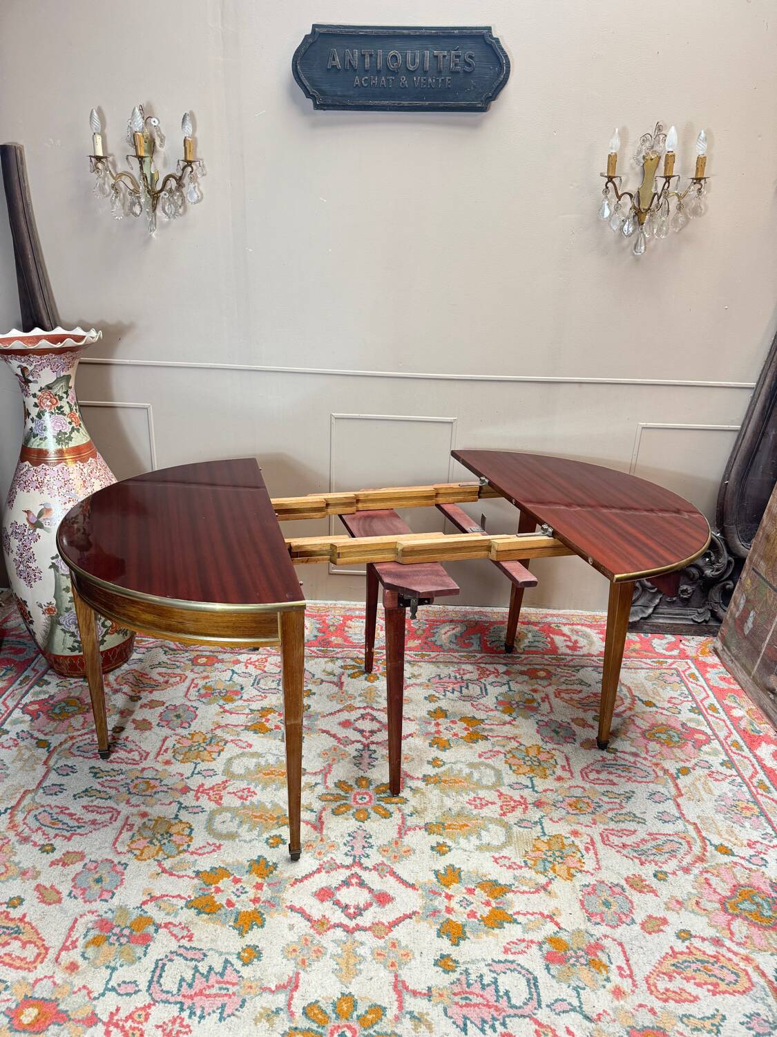 Table demi lune formant console et table de salle à manger en acajou d
