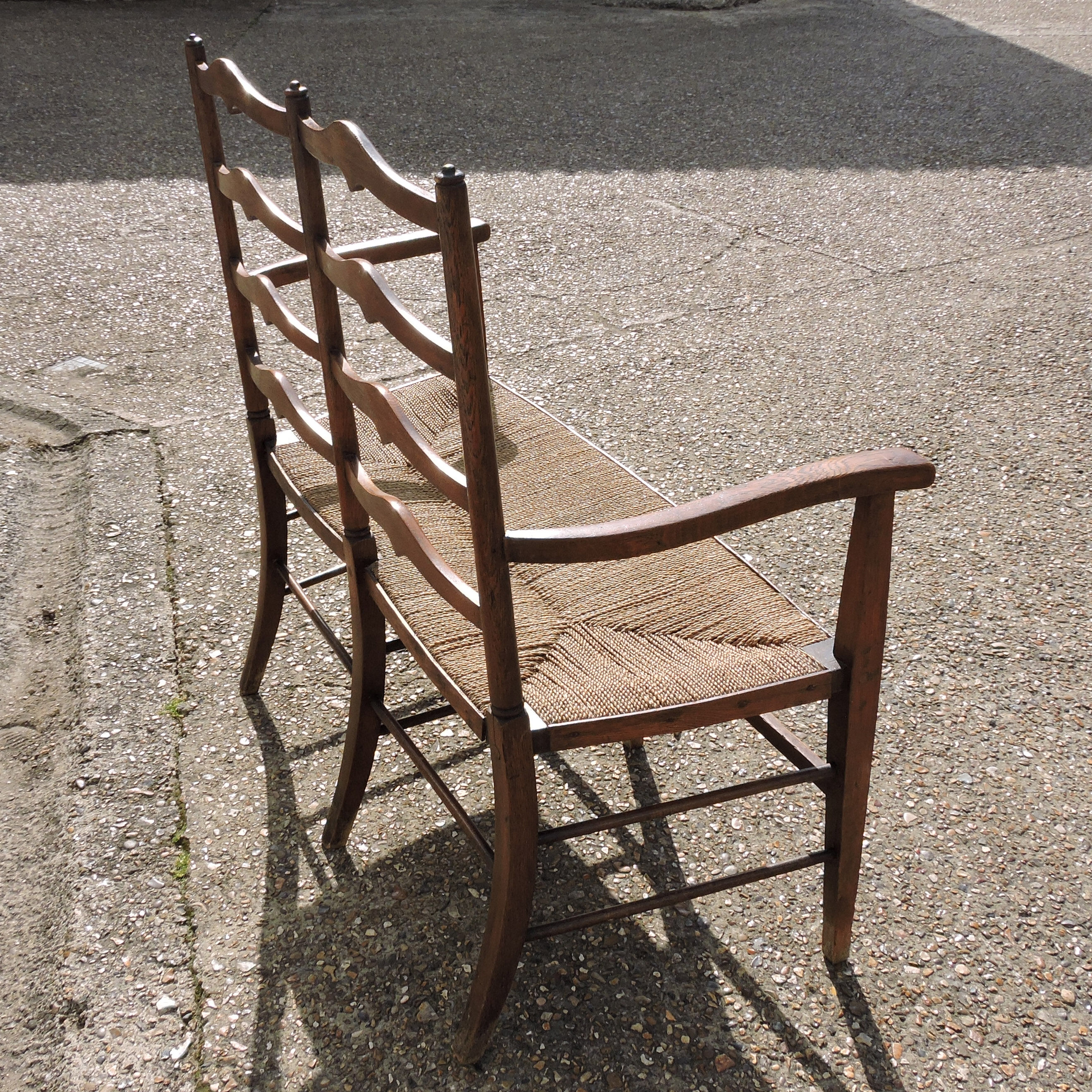 Arts and Crafts oak love bench