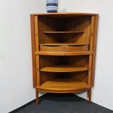 Buffet d’angle de teck par Dyrlund