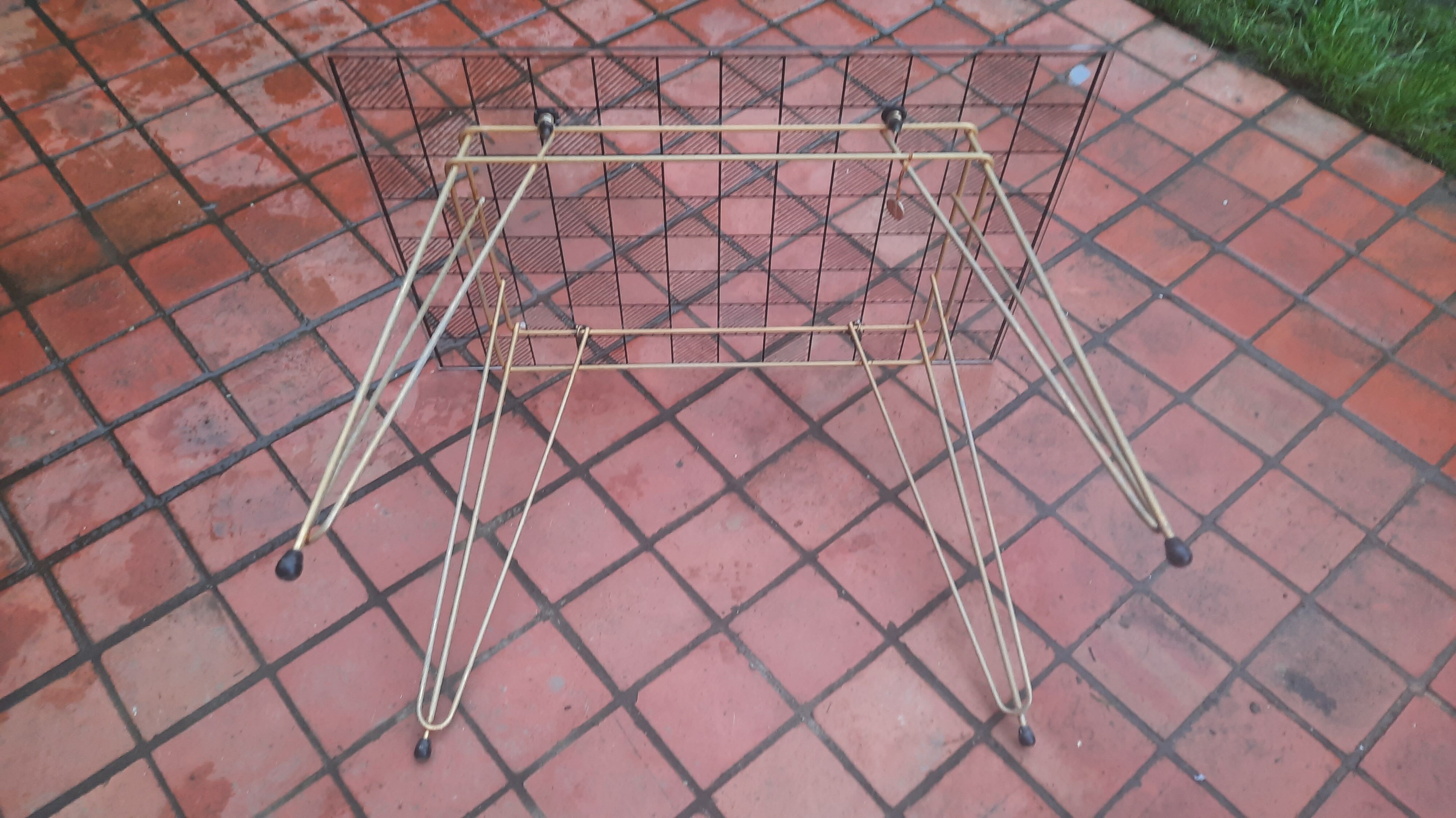 Coffee table year 50