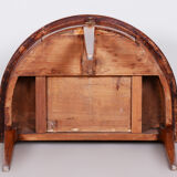 Table d’appoint en noyer Biedermeier restaurée, polonaise relancée, Tchéquie, années 1820