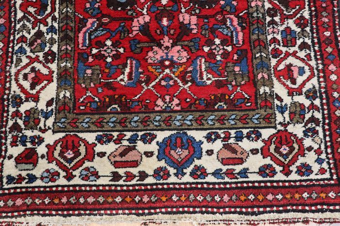 Hand-knotted hamadan carpet Iran 98x195cm